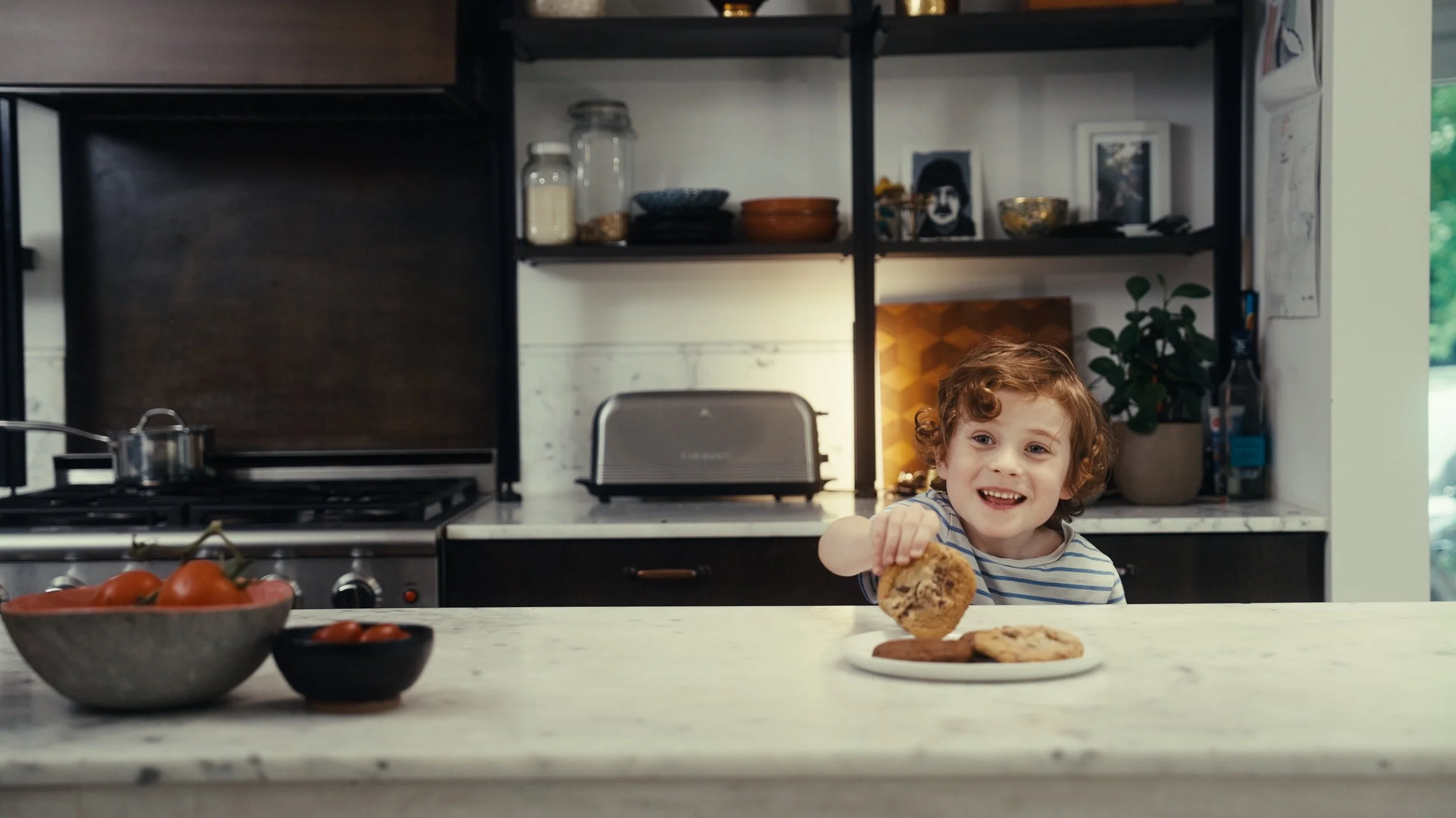 Looki L1 / Commercial