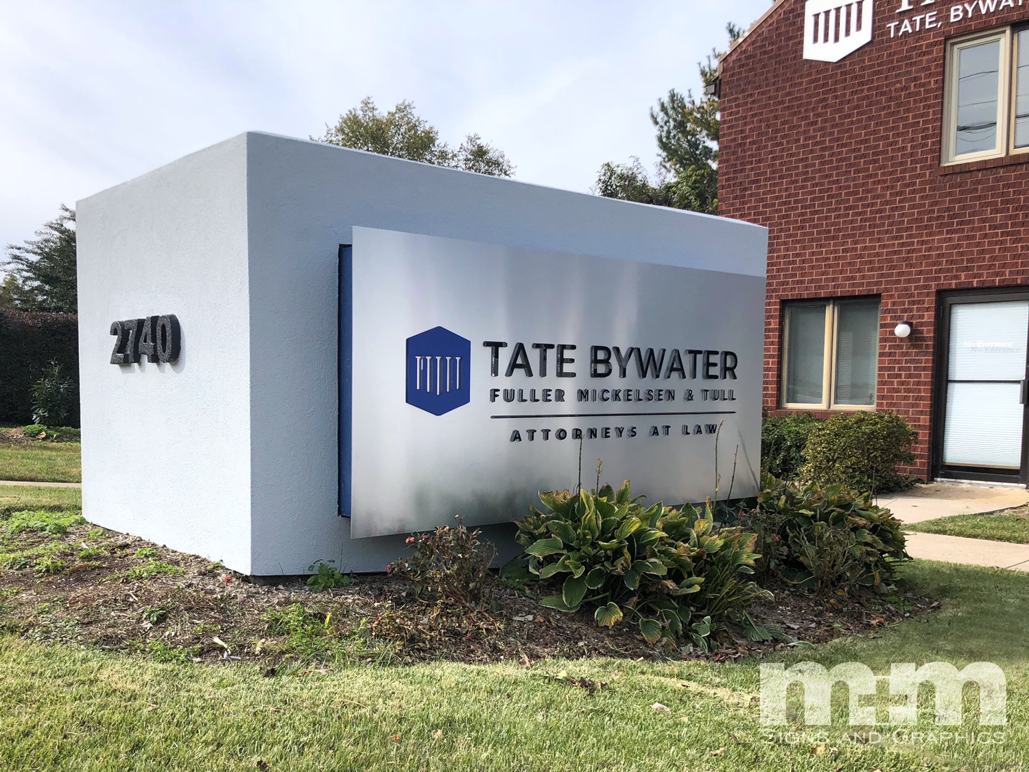 exterior signs in Chantilly, VA