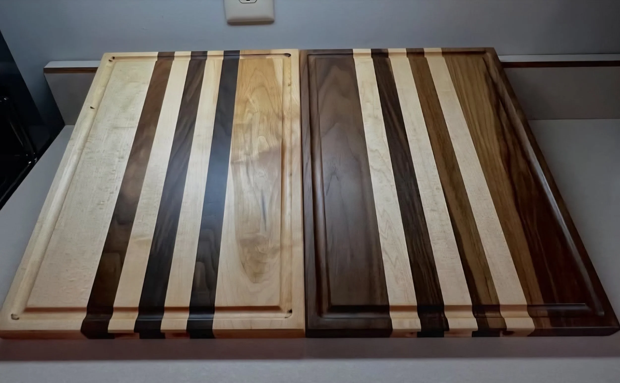 18x12 Cutting Boards with Juice Groves and Handles
