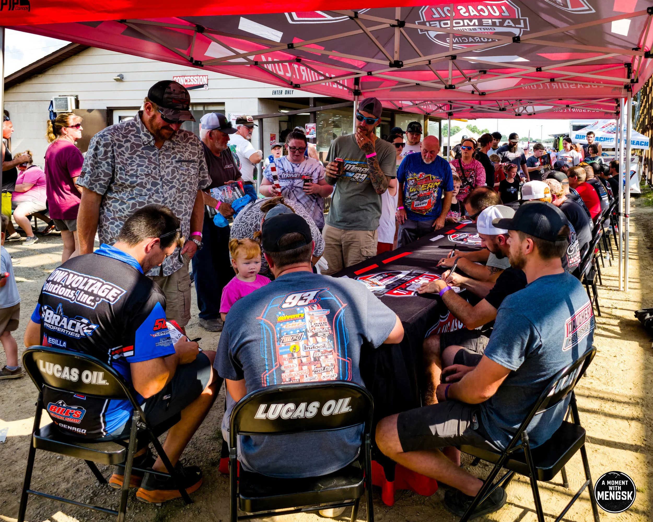 04 Autograph Session.jpg