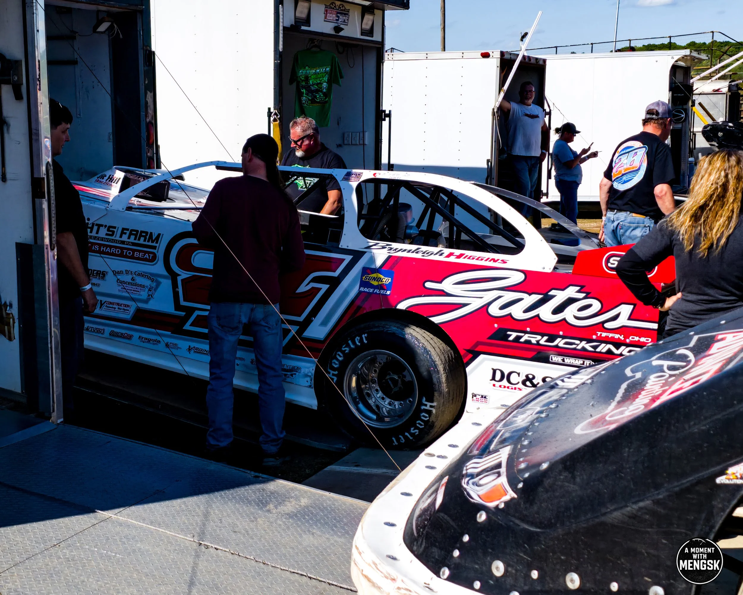 Freddie Carpenter-Unloading-5.jpg