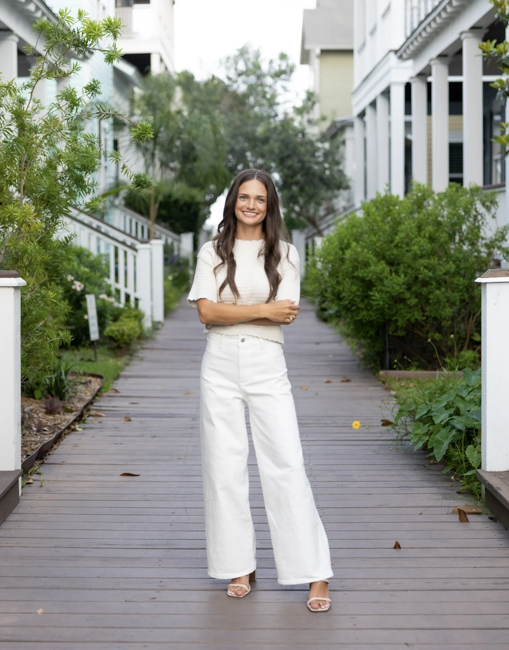 Kenedy Carew, licensed Texas Transaction Coordinator and Realtor providing contract-to-close services. Transaction coordinator for Texas real estate agents.