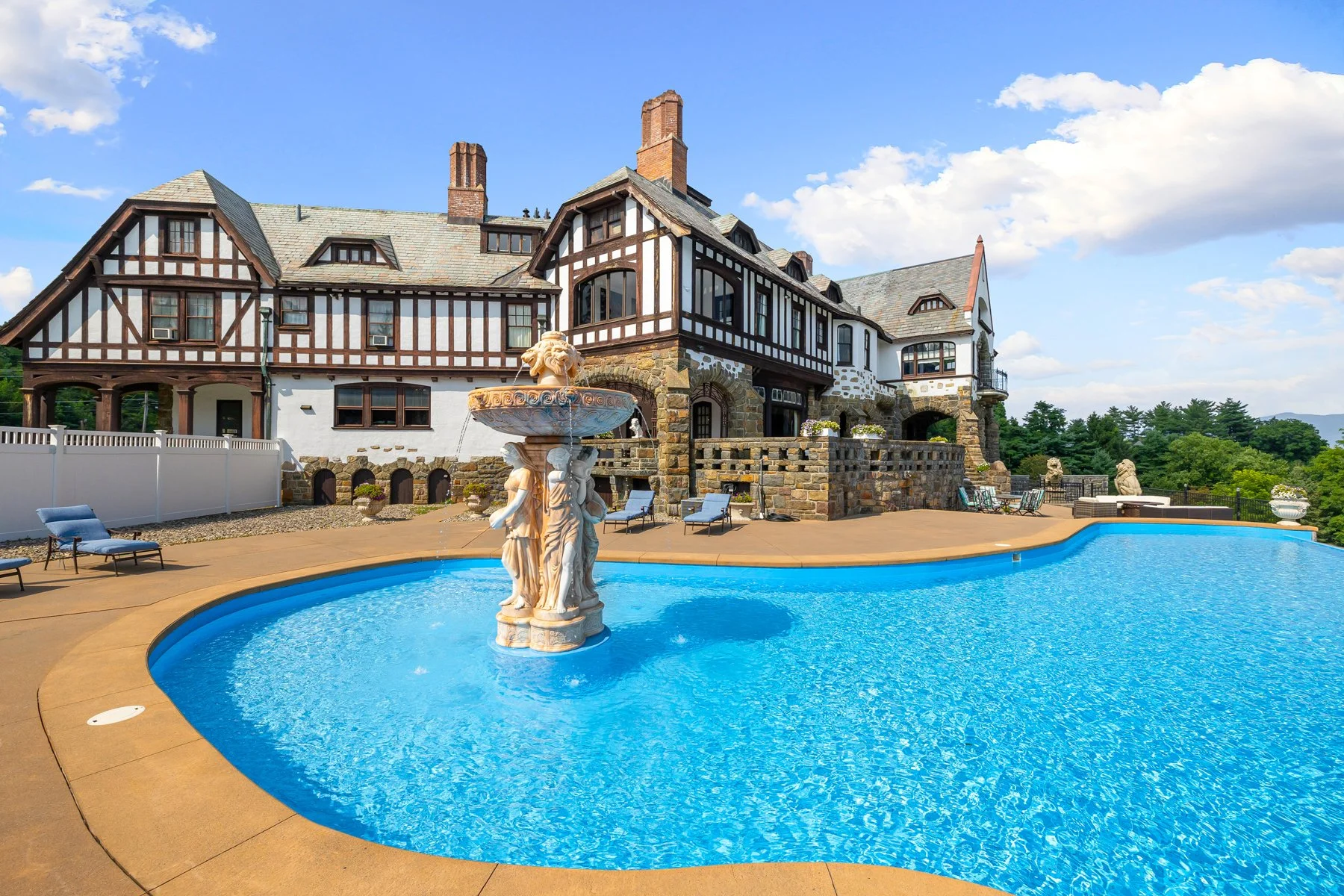 Pool Close Up with Back of House View.jpg