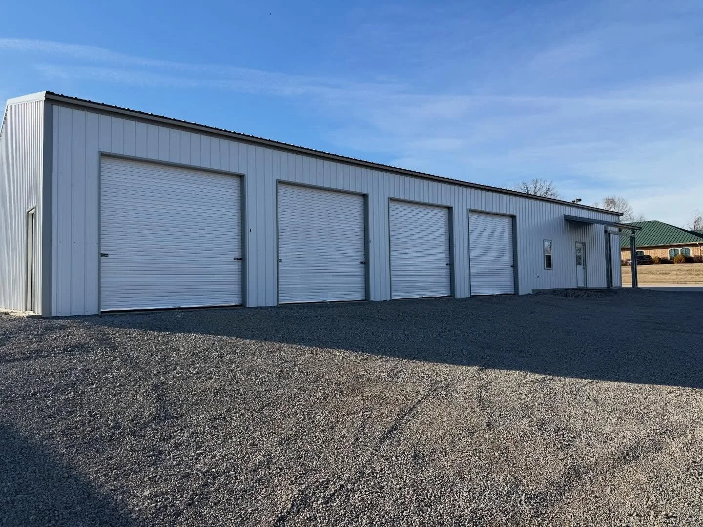 This one is a 32x85x14 metal building built for work AND income potential.

✅ Finished office space in the front
✅ (4) 12x23 units in the rear
✅ 14&rsquo; sidewalls for plenty of height
✅ Built tough. Built to last. Built Ozark.

Whether you need sho