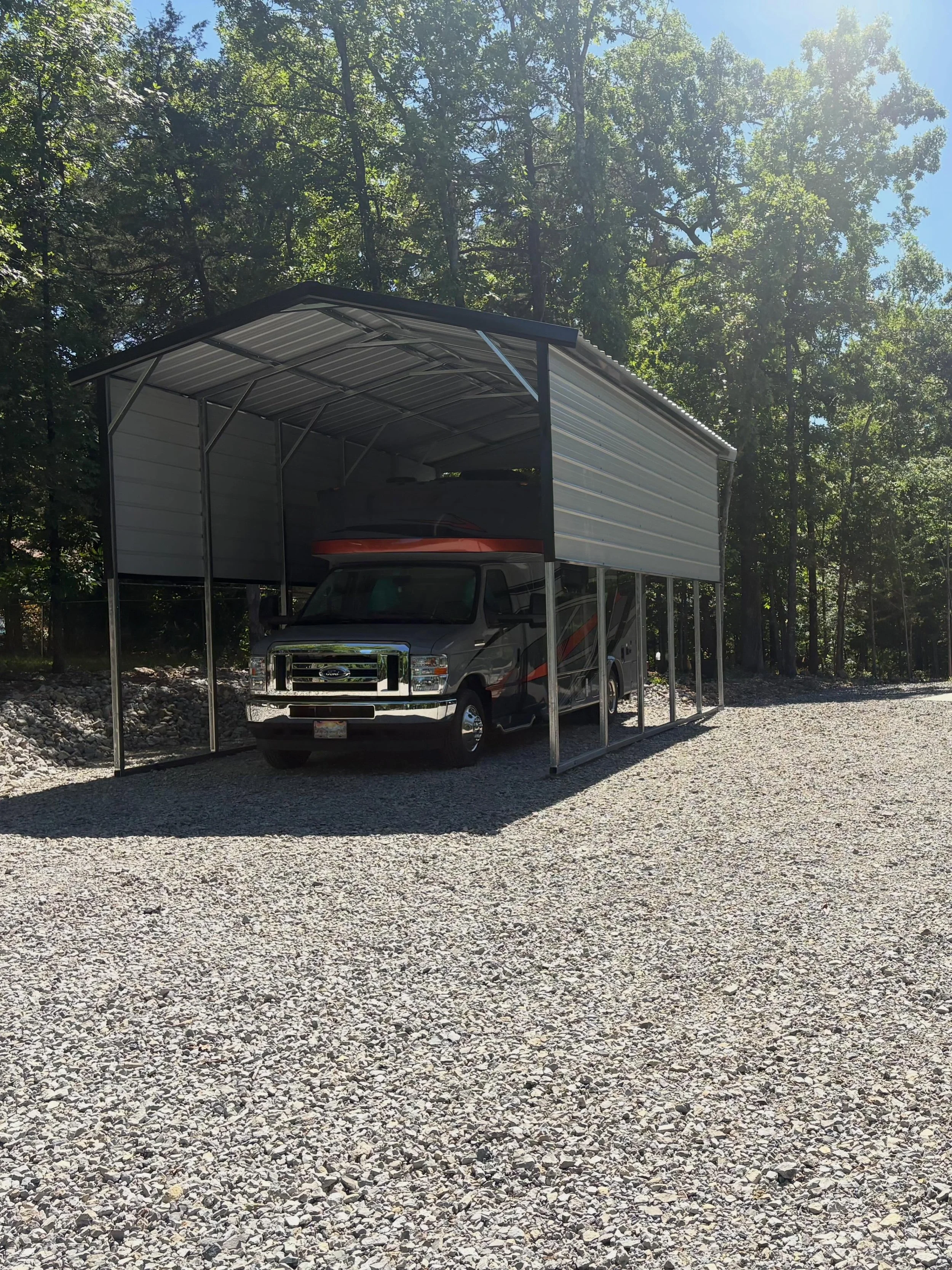 Another clean build finished up by Ozark Steel Buildings￼ 🔥

This custom 14x25x12 carport was built to keep our customer&rsquo;s RV protected from the weather year-round. Whether it&rsquo;s for an RV, camper, boat, vehicles, or equipment &mdash; we 