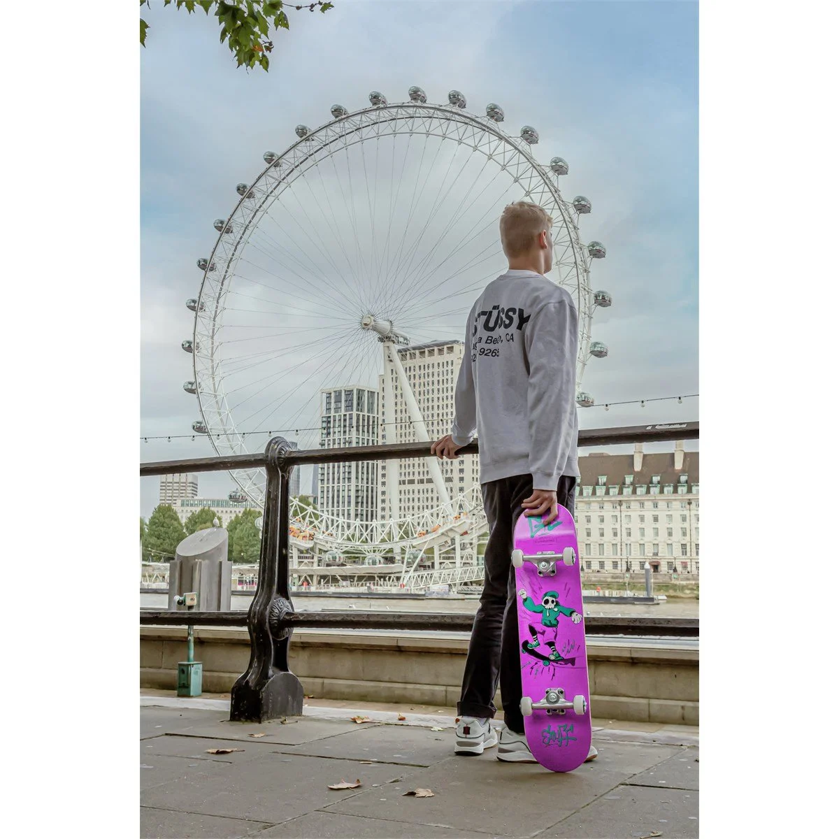 ENU2100 and ENU2150 Enuff Skully Complete London Pink Lifestyle 1.jpg