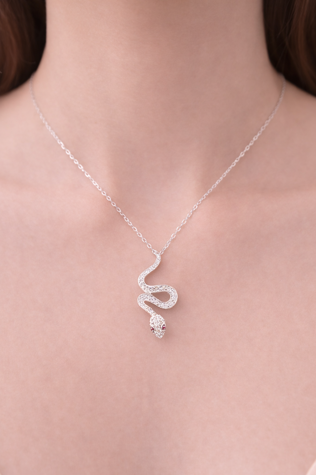 Snake Necklace neck image.png