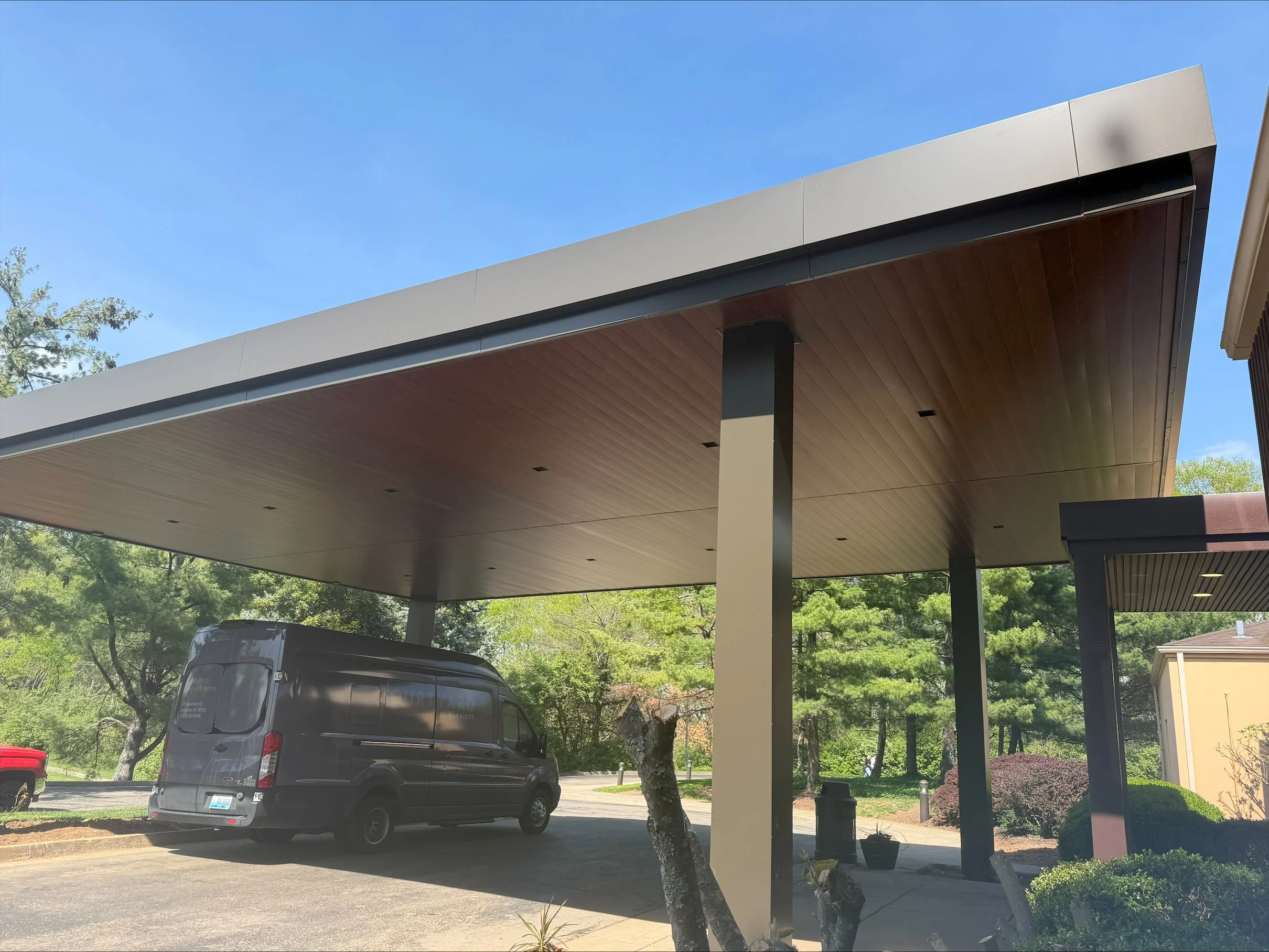 An image of The Float House.