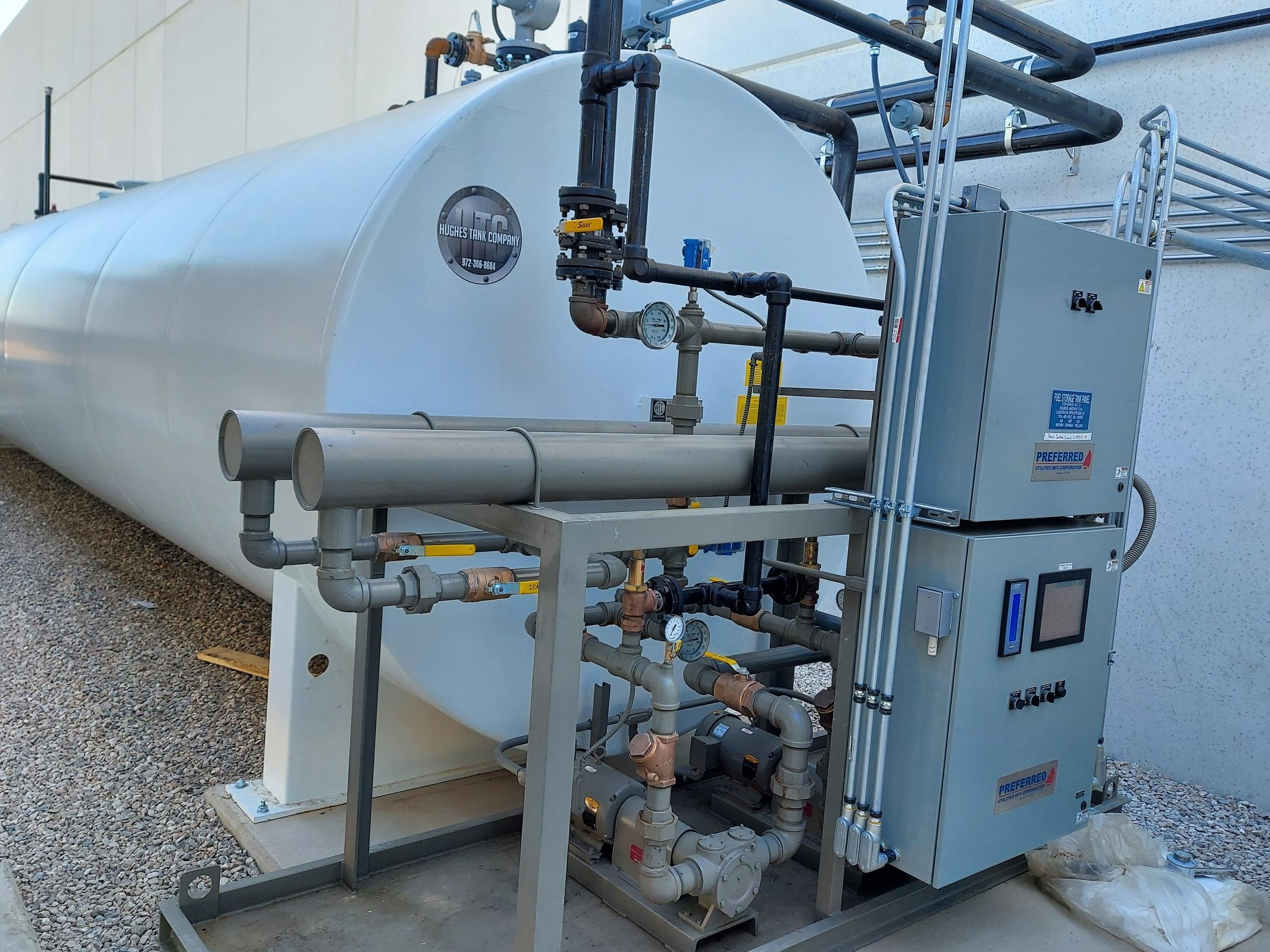 A Preferred Thermopump pump and heater set with two 1,932 GPH pumps and two 60 KW electric heaters capable of heating the oil by 40 degrees. The control system senses ambient air temperature. When this drops below the setpoint, a pump is energized an