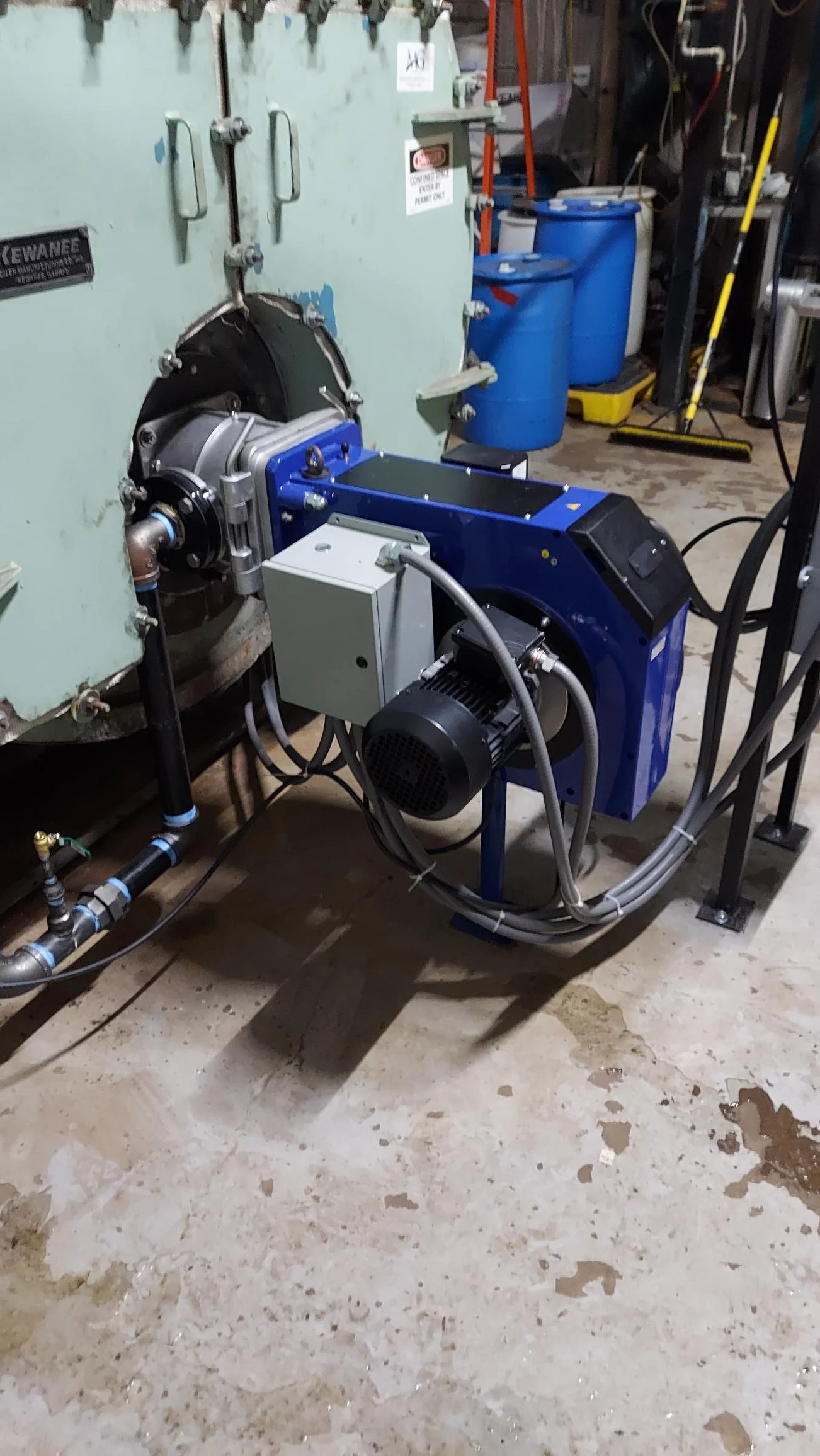 Comet burners are extremely economical and come with the windbox/burner/fan assembly, Siemens gas train, and Preferred FlexFit controls. They are all 100% factory pre-fired so setup at the customer's facility typically takes only a couple hours.