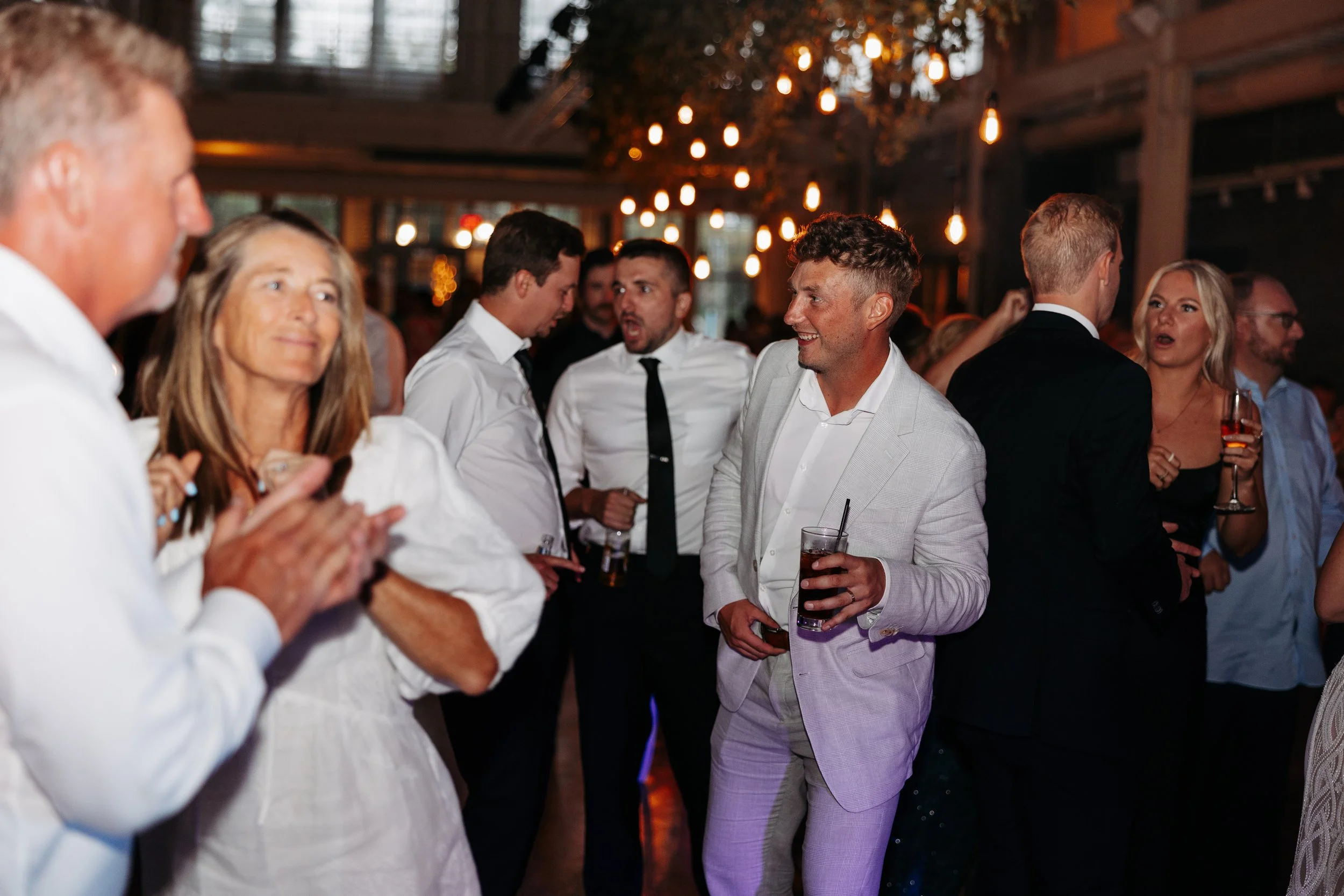 annaweswedding-950.jpg