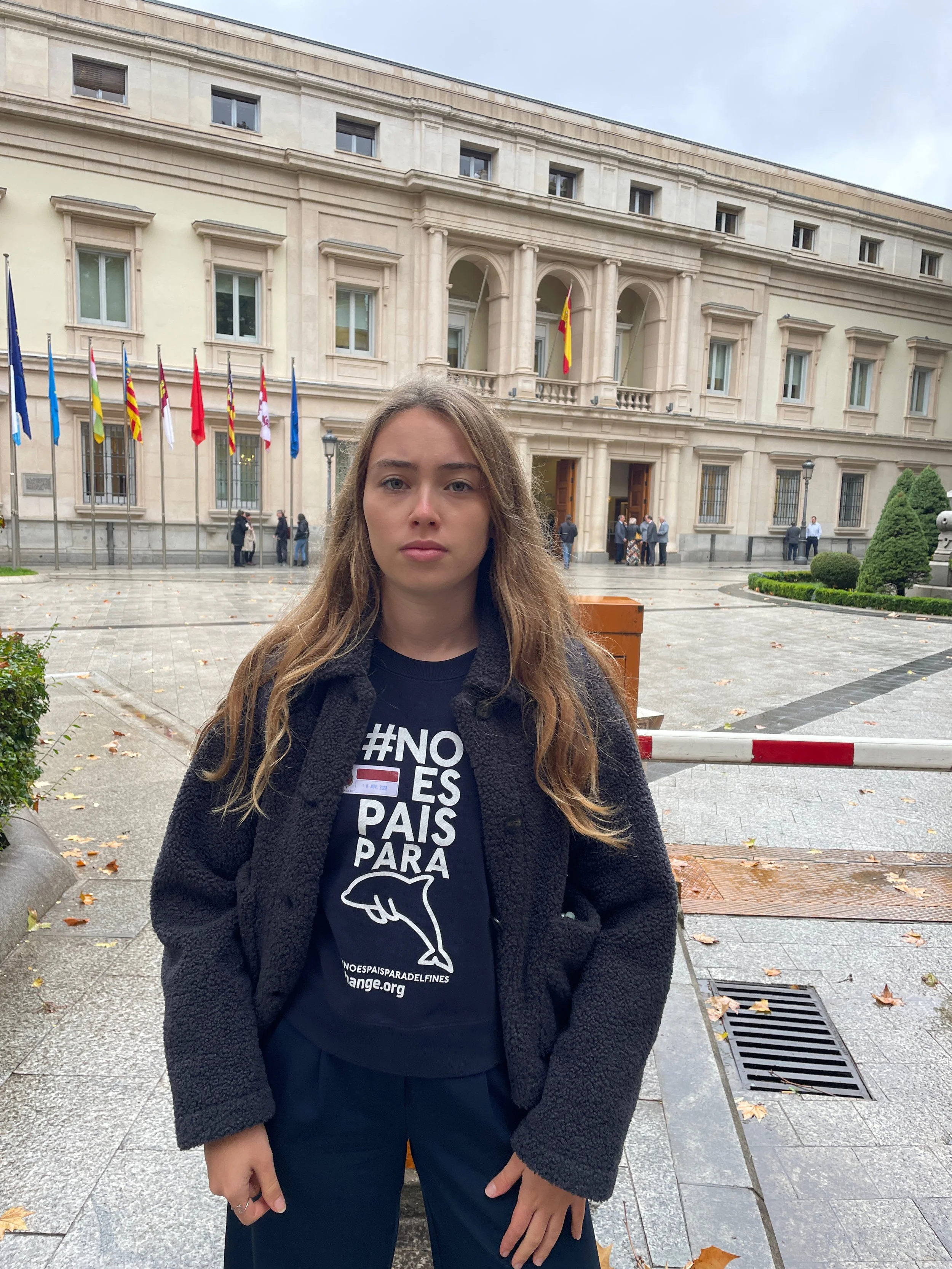 Environmental youth activist Olivia Mandle at the Spanish Congreso de Diputados.