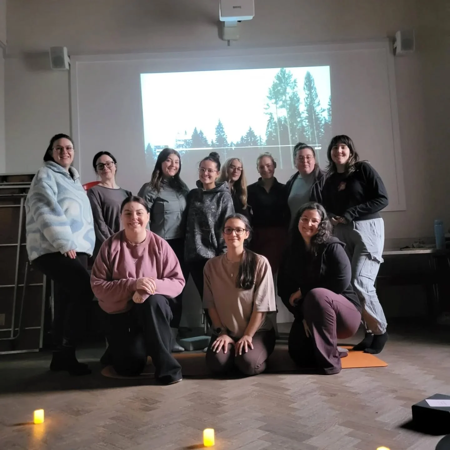 Last week I had the privilege of leading a stretch &amp; release class for these beautiful women 🥰

@copperfitness.swansea has an amazing supportive community, hosts great classes and workshops and I'm so happy to be part of the magic ✨ 

Very excit