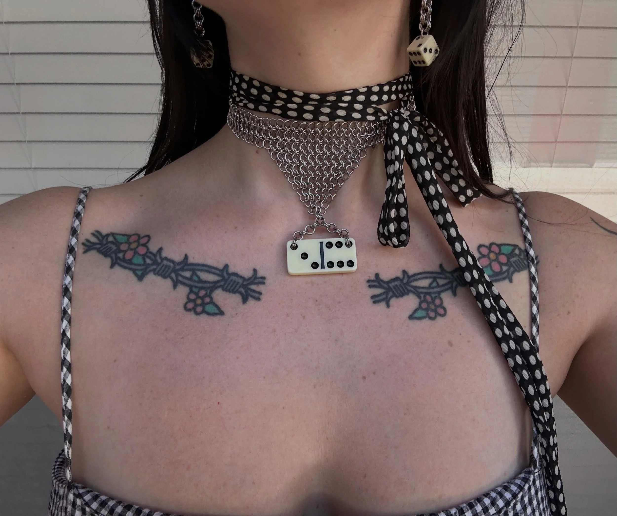 domino choker ⛓️&zwj;💥 my half of a trade with @screamingskull__ 💟 thinking about adding these to my site&mdash; what do you think? 🤭