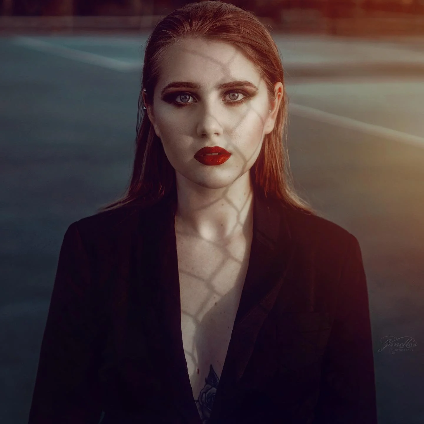 @bbking_16 🔥 (1/2)

These came up while I was in the process of brainstorming set ideas for our next session. I love my projects with Brooke so much! She is so beautiful on the inside and out and I always look forward to creating with her. 

This se