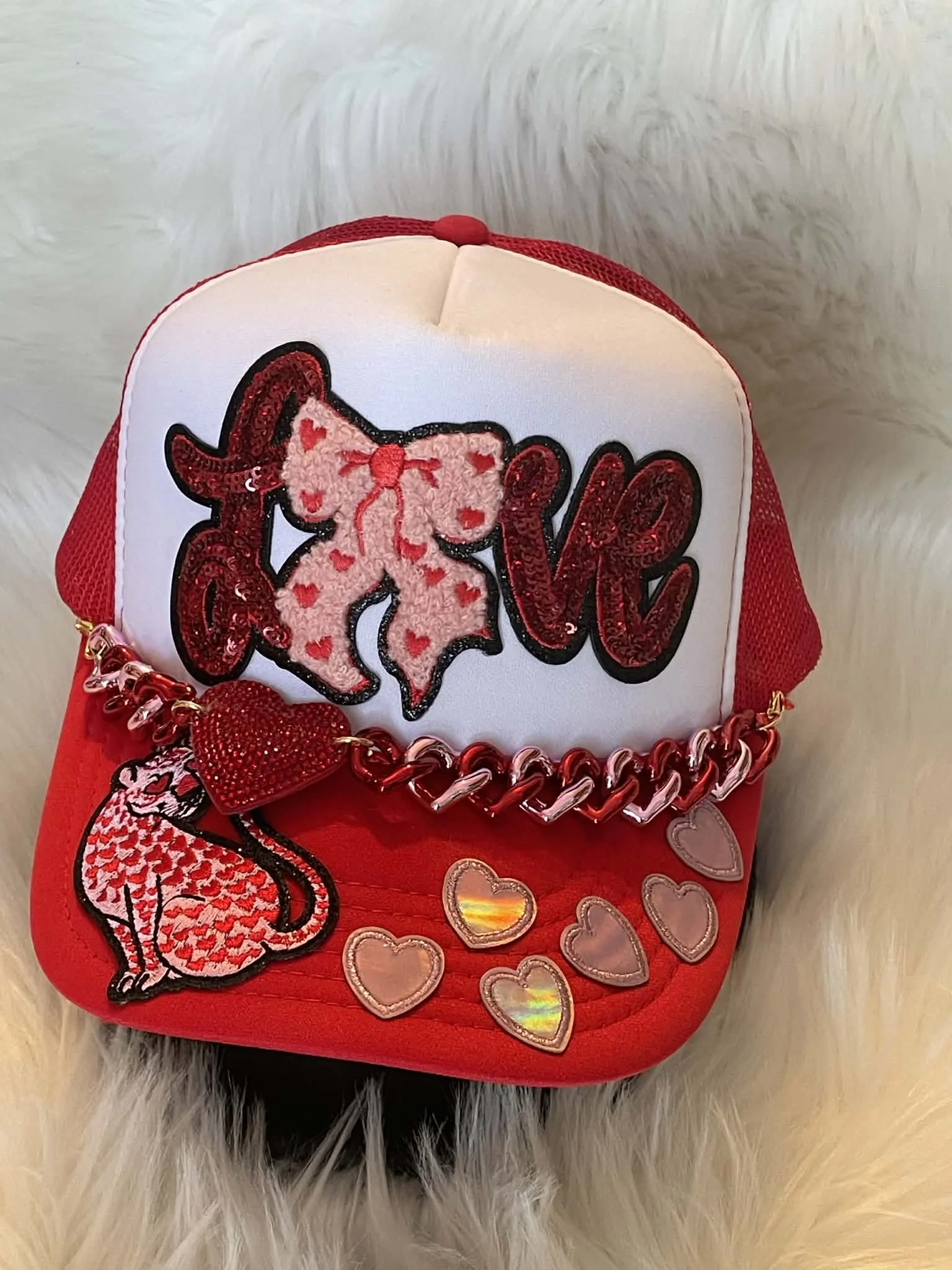 Red/white Valentine Love with cheetah and red charm hat chain