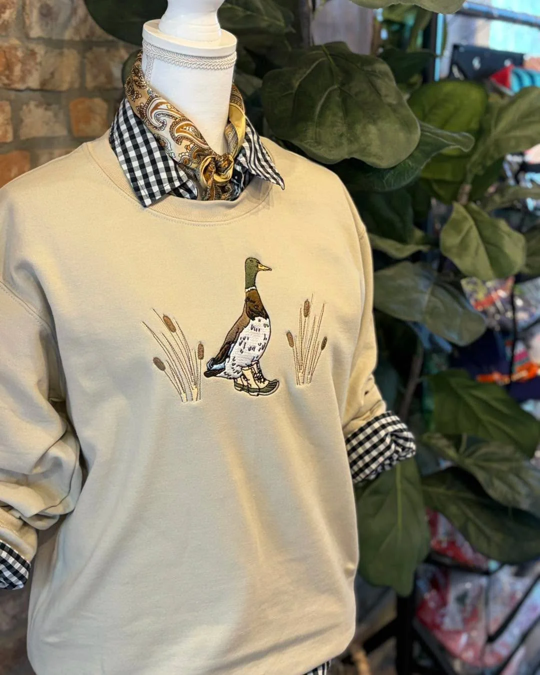 Charming Duck Embroidered Sweatshirt