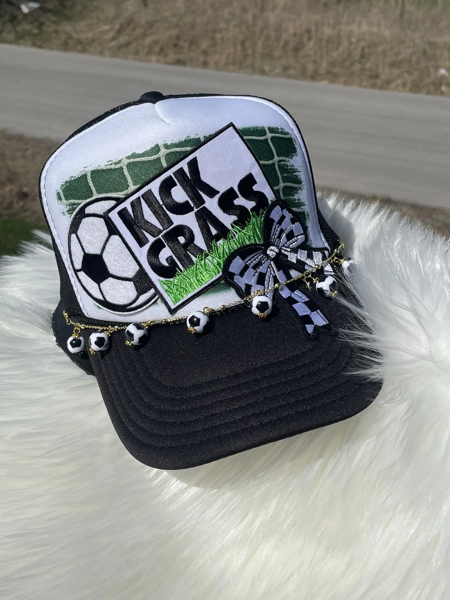 "Kick Grass" Soccer Hat with Soccer Ball Hat Chain