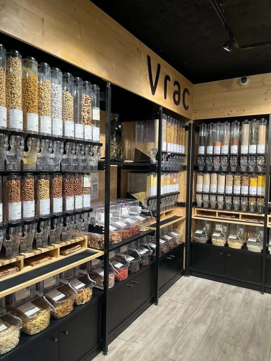 An image of the Cultural Center.