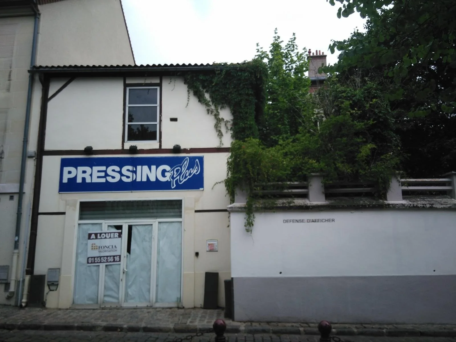 An image of the Cultural Center.