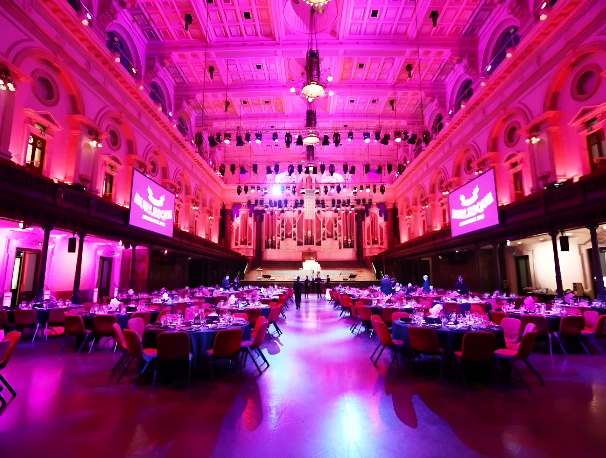 Aurora Ball – Welcome to Burlesque