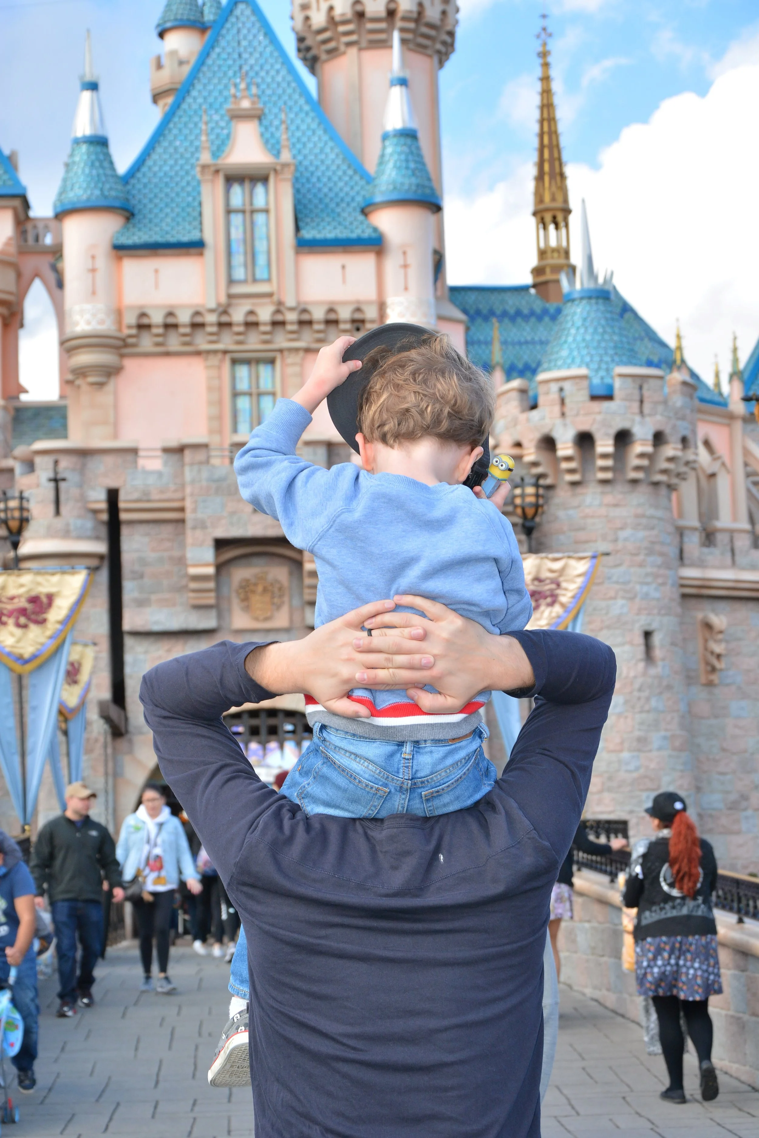 Disneyland with Little Kids: A Realistic Guide for Families with Toddlers and Preschoolers