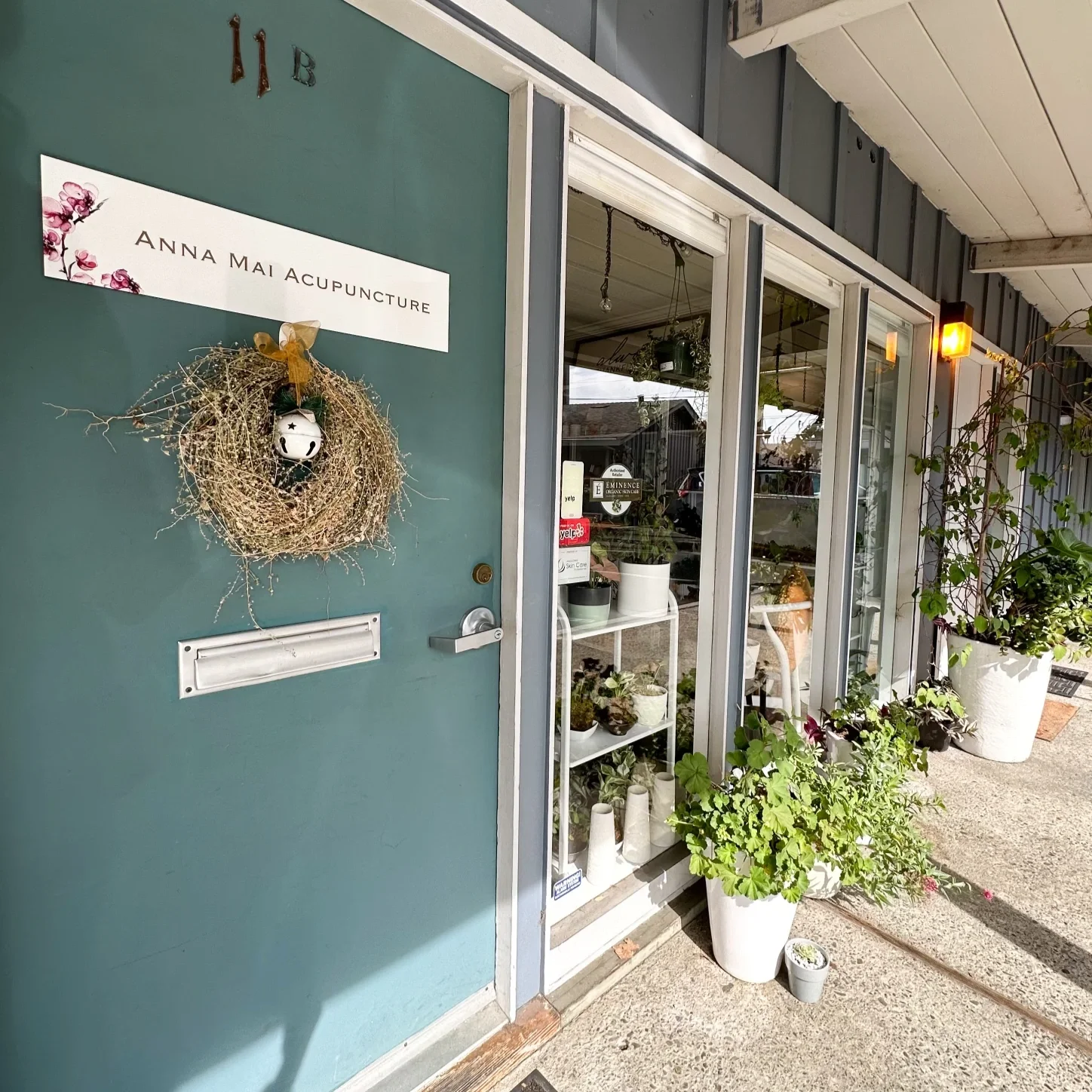 Entrance of Anna Mai Acupuncture serving Campbell and Bay Area - Upscale luxuary