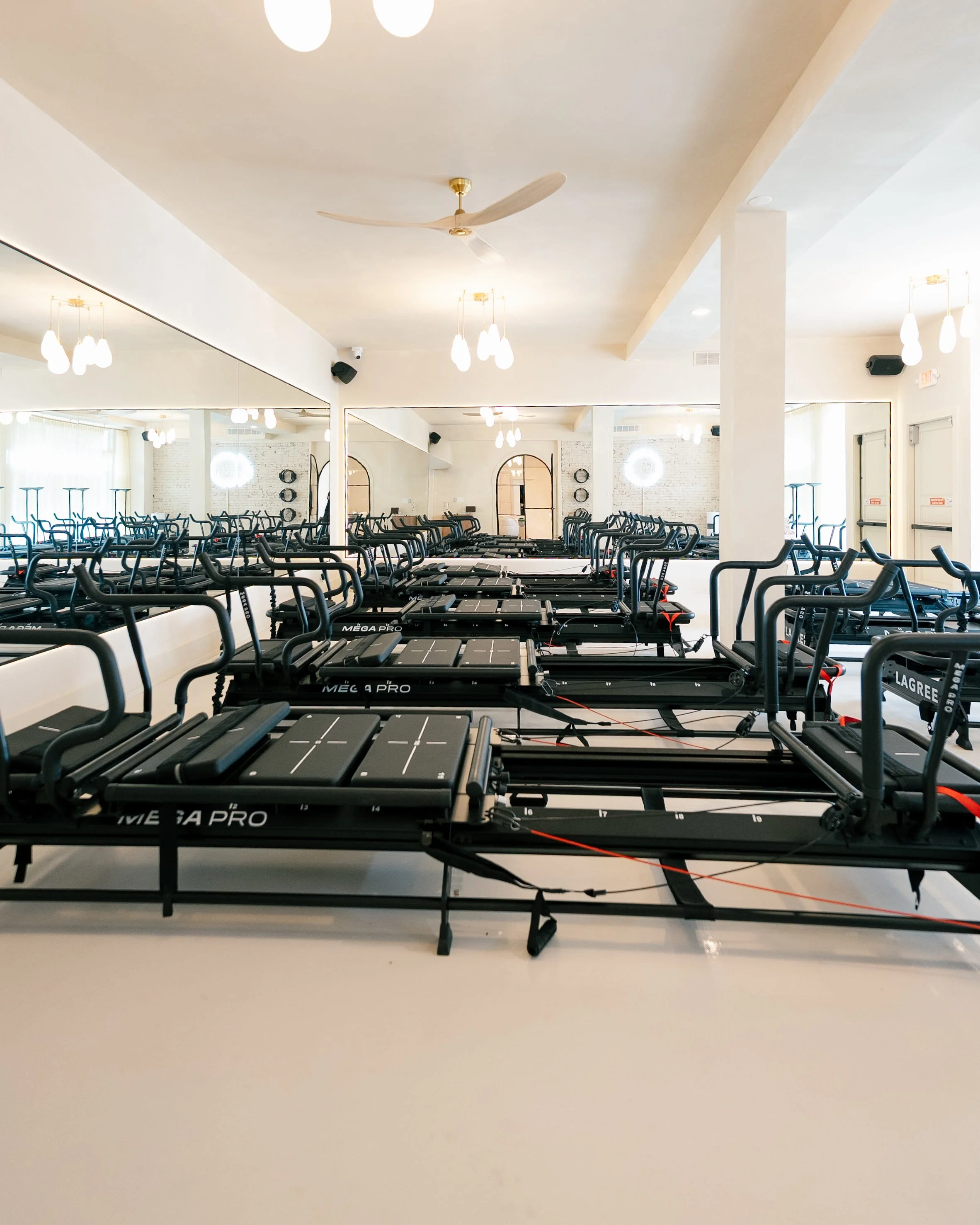 A SAFE SPACE TO SHOW UP  
OZA is a body-positive studio where every person is welcome exactly as they are. No toxic language. No pressure to look a certain way. Just coaches who meet you where you are and help you get where you want to go.