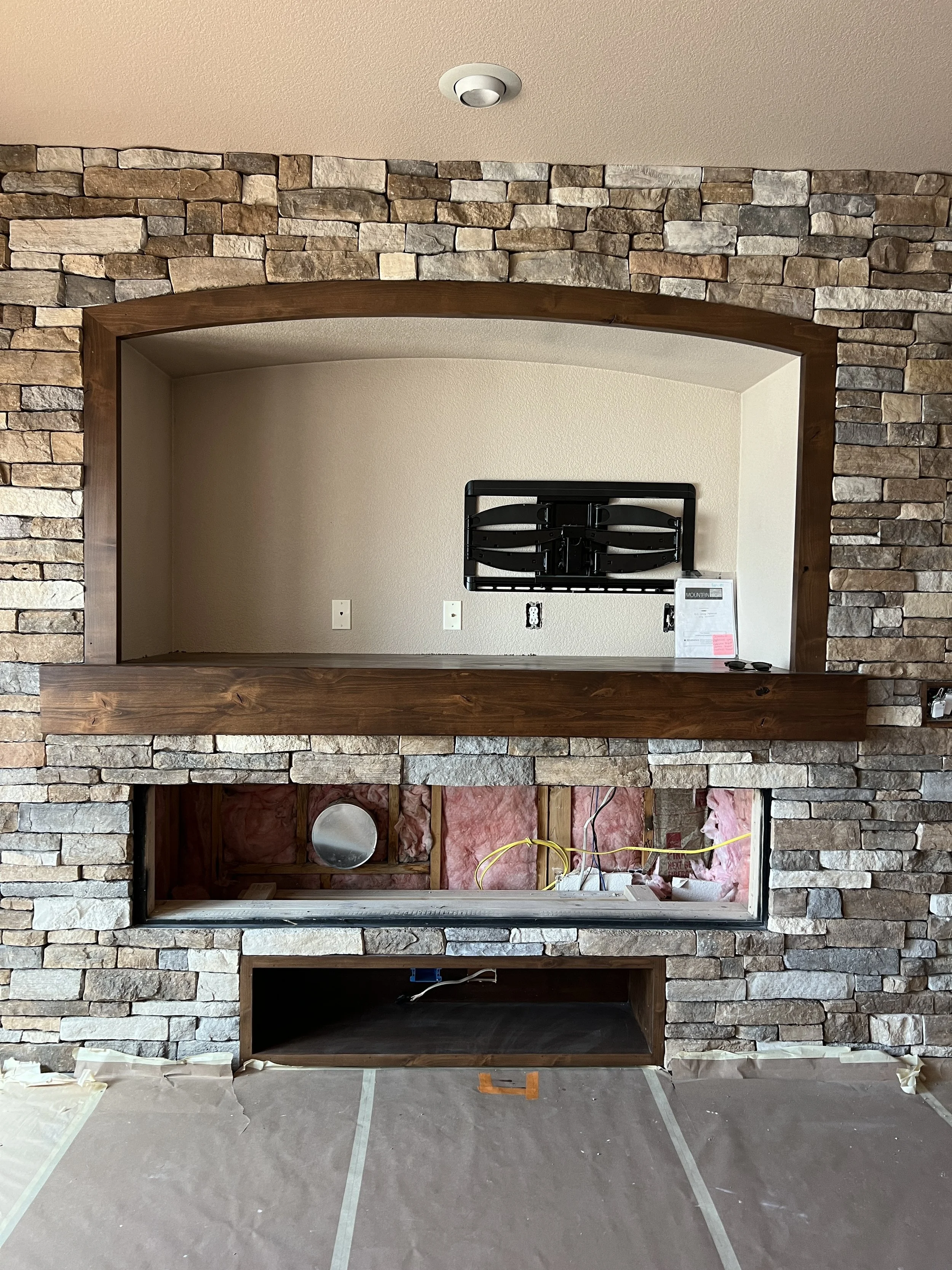 Snowy Mantel After.jpg