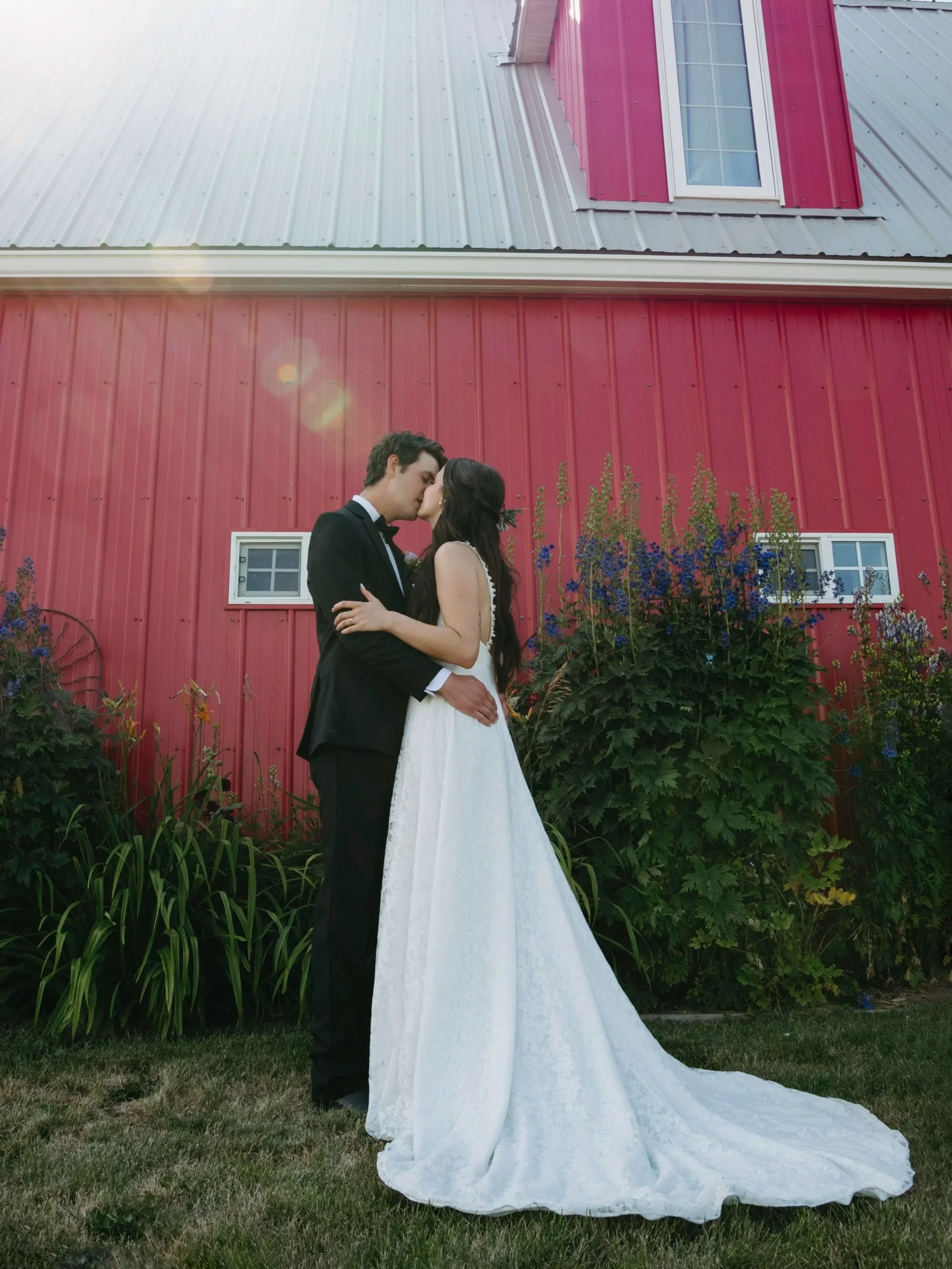 Calgary outdoor wedding ceremony photo