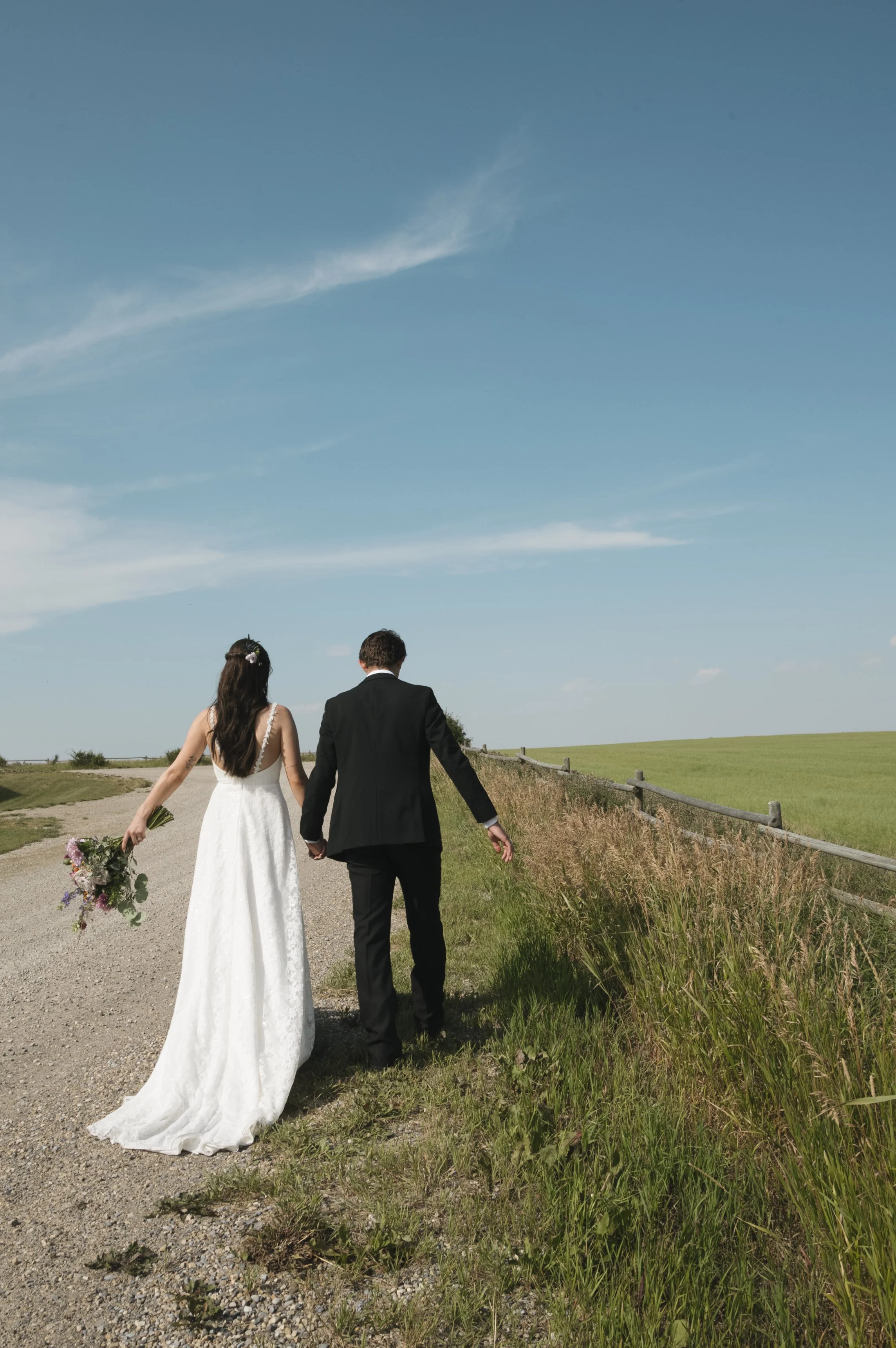 Calgary outdoor wedding ceremony photo