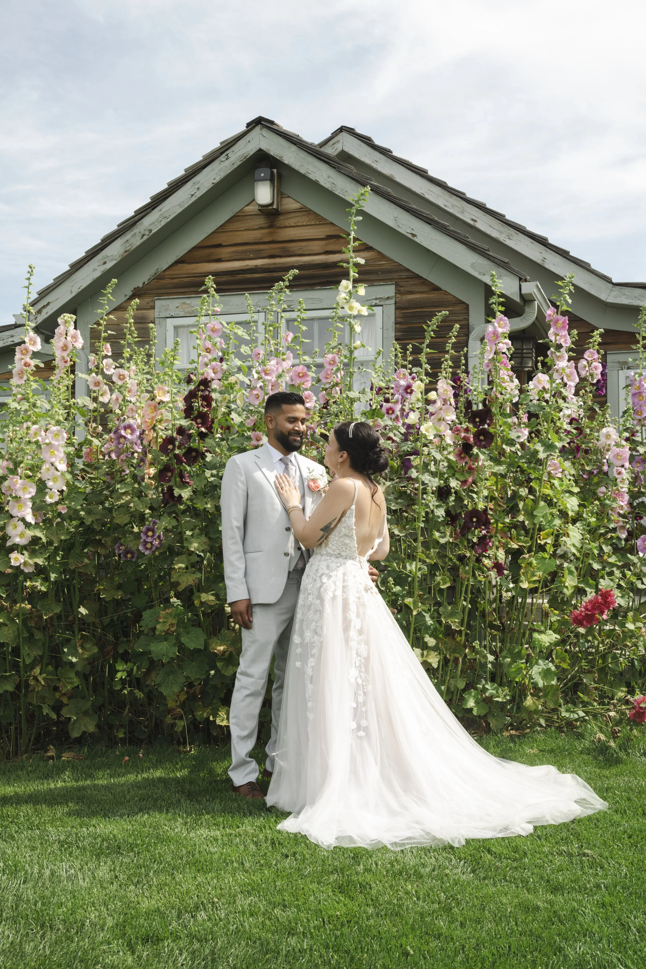 Calgary outdoor wedding ceremony photo