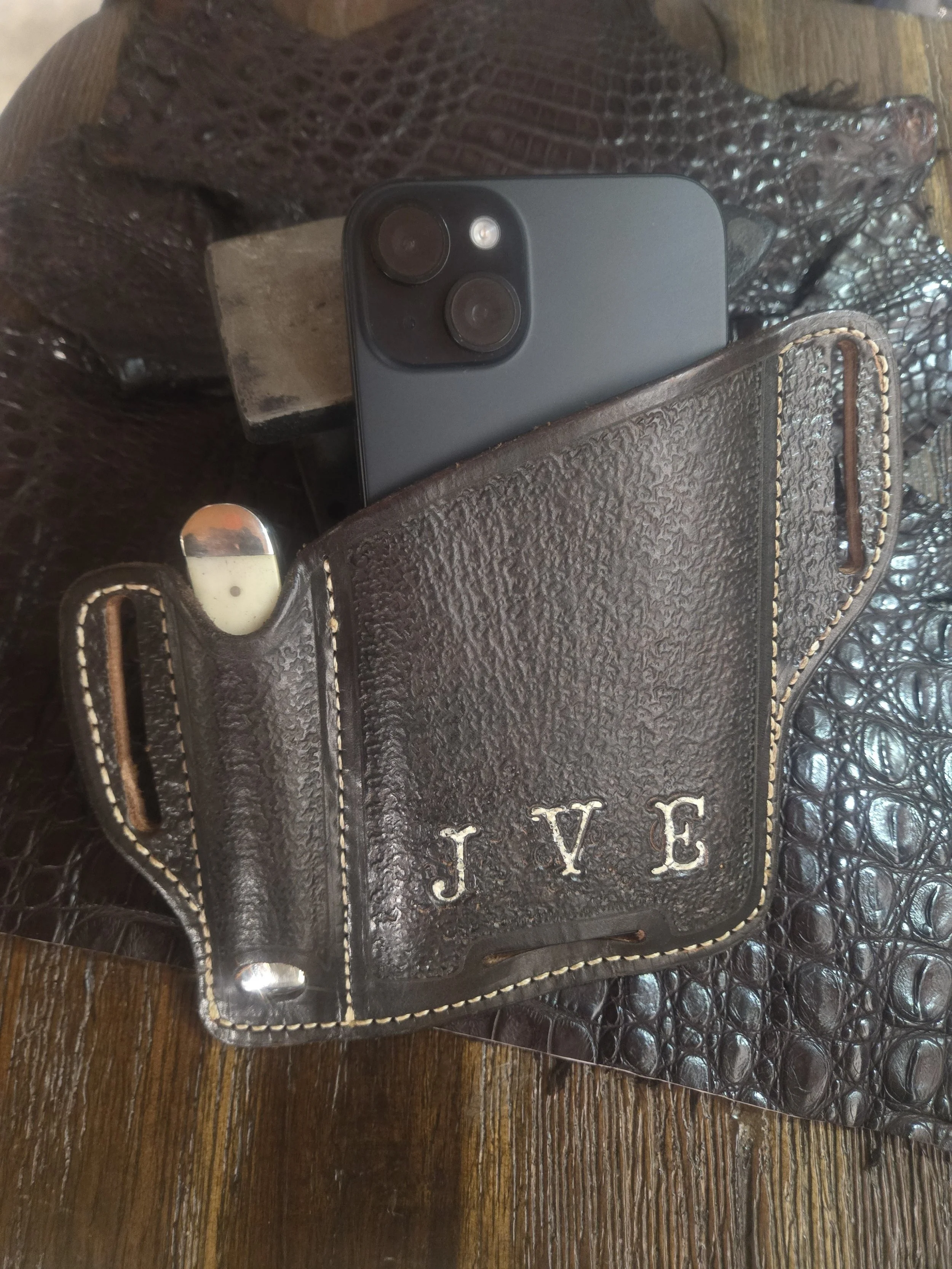 phone case with knife holder.jpg