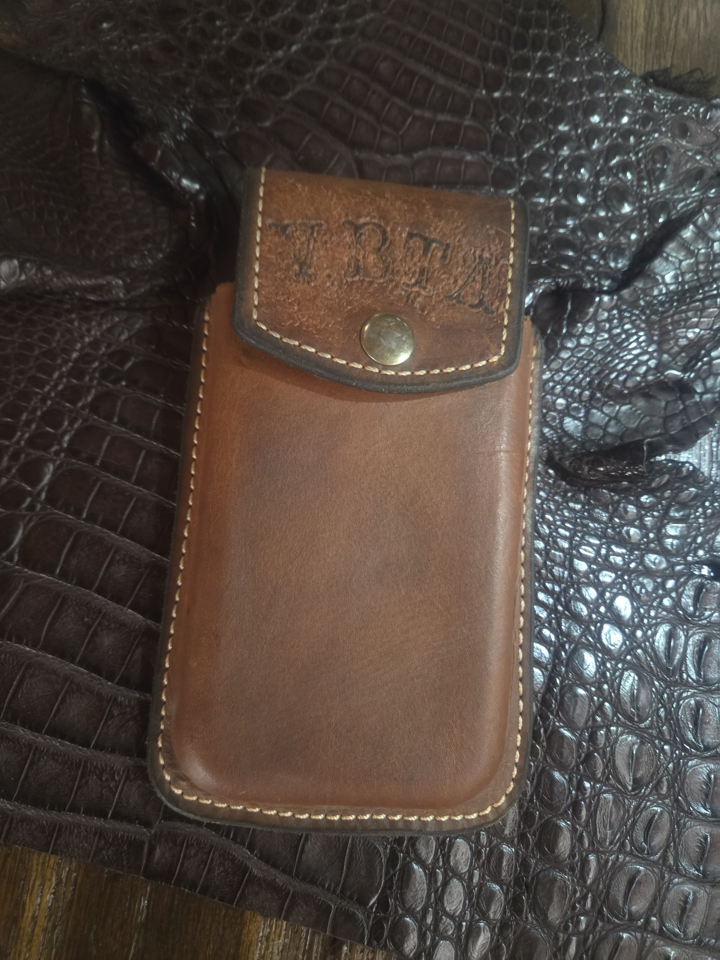 phone holster custom 2.jpg