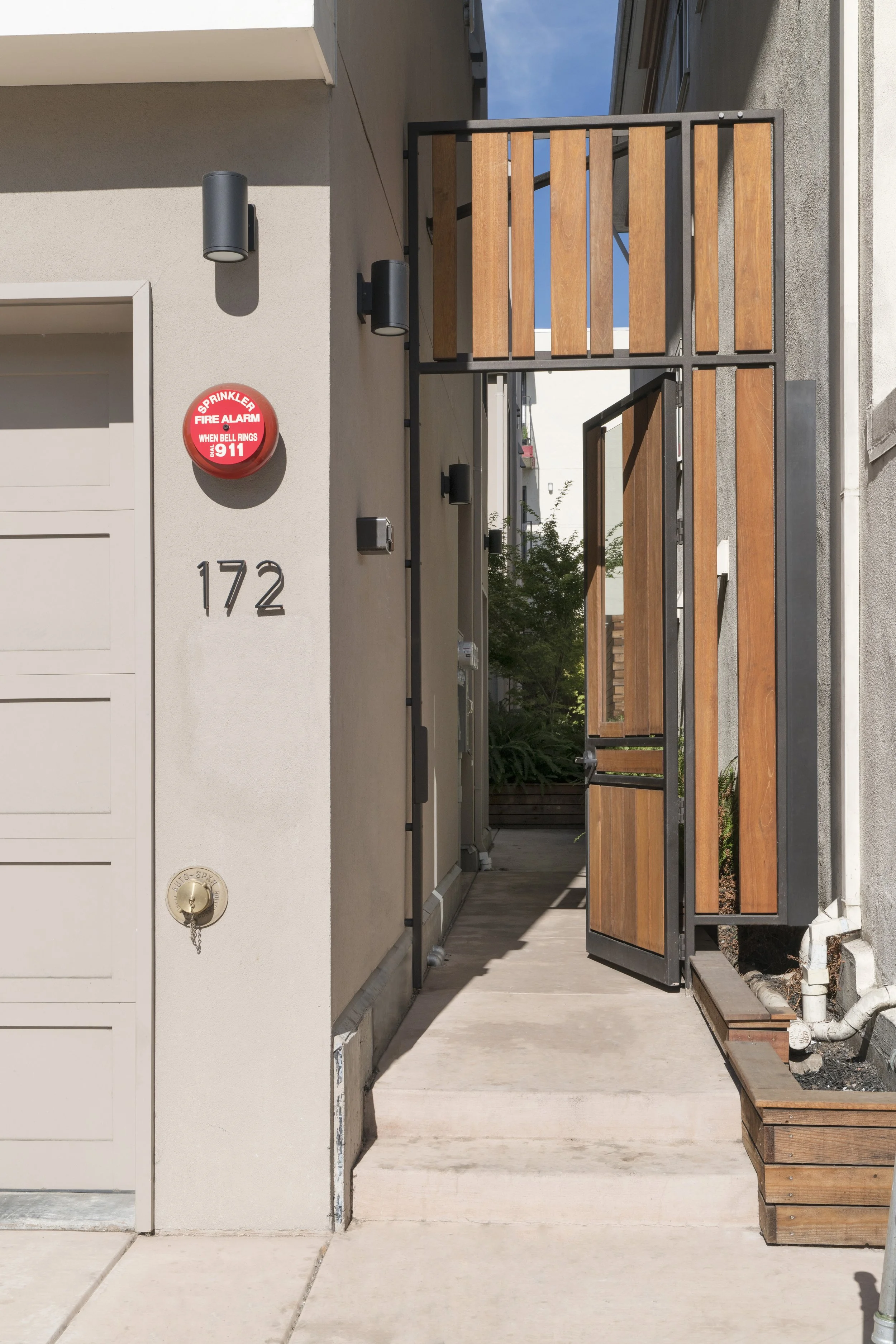 172_6thst_006_print.jpg