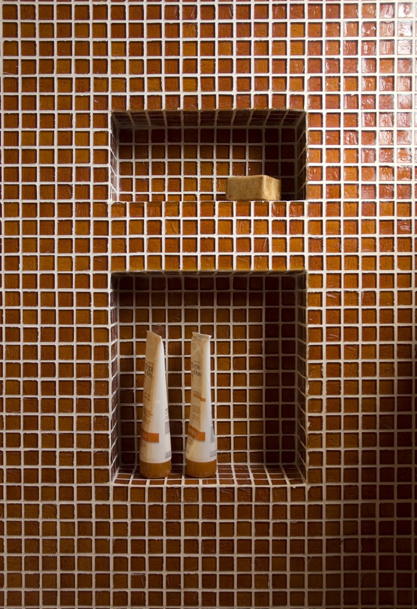 red_bathroom_detail.jpg