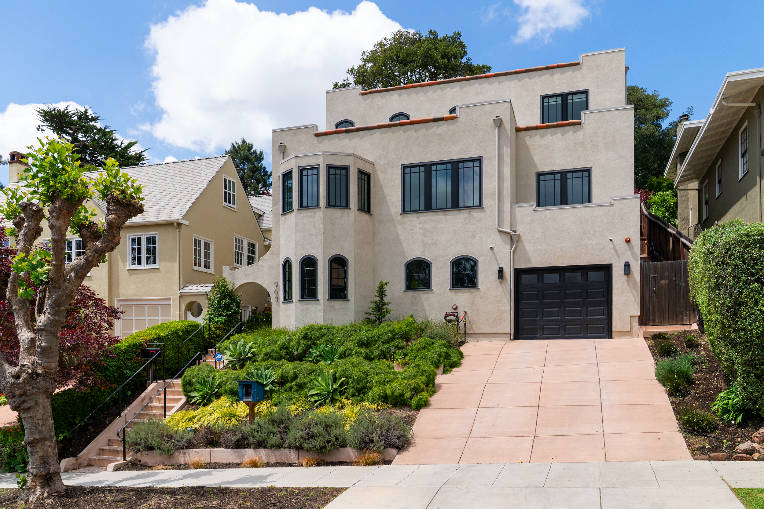 963GrosvenorPl_Facade_002_print.png