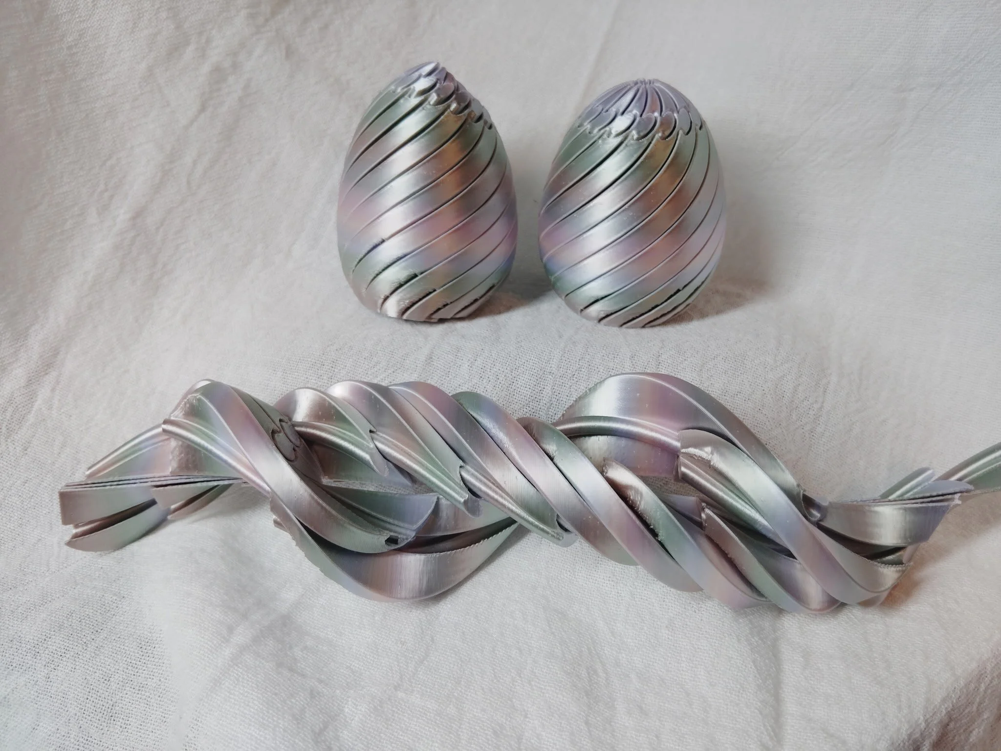 Cascading Egg