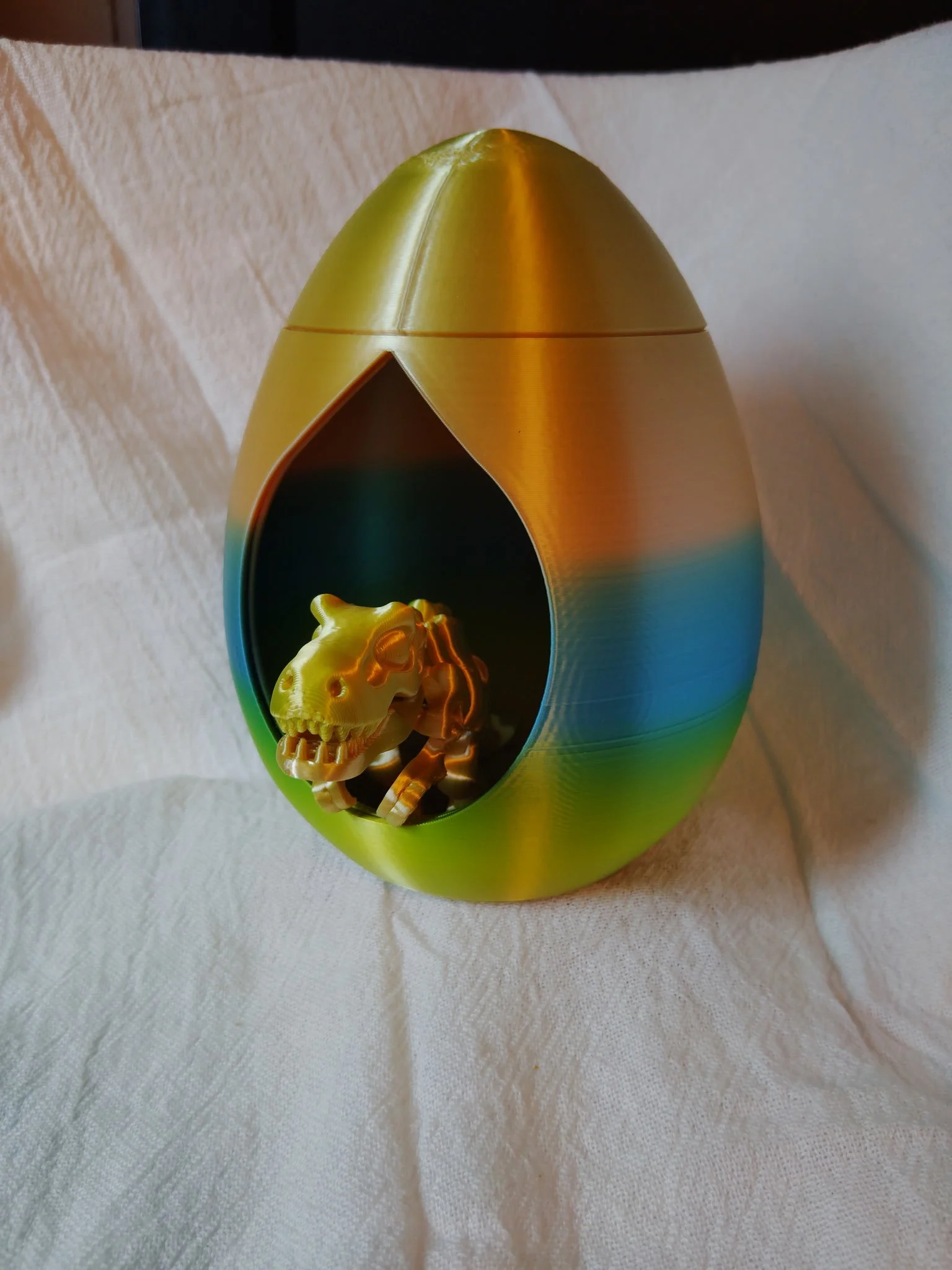 Smooth Egg with T-Rex