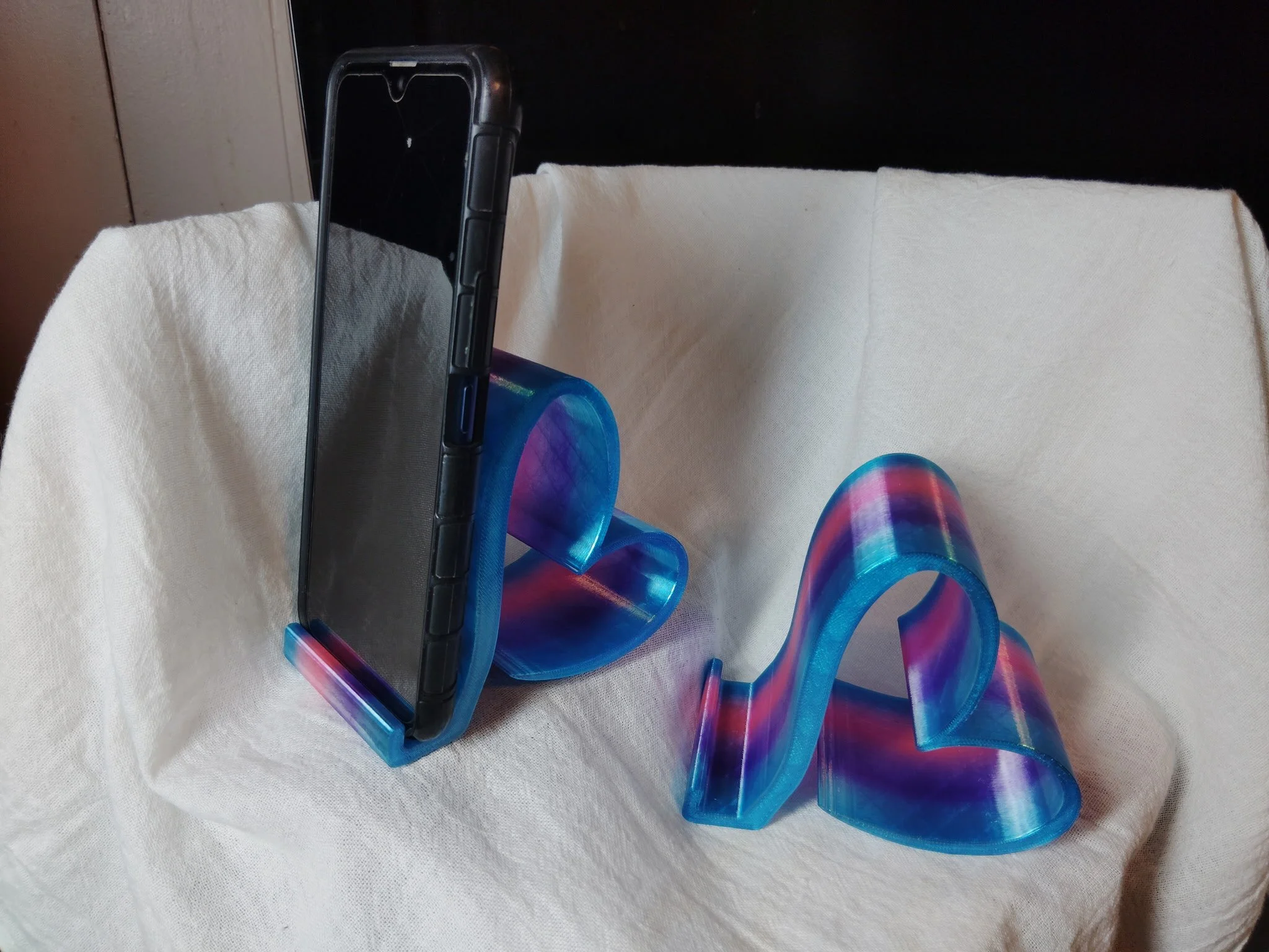 Heart Phone Holder