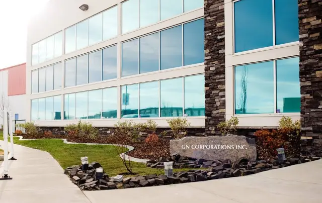 Decorative commercial concrete edging in front of building