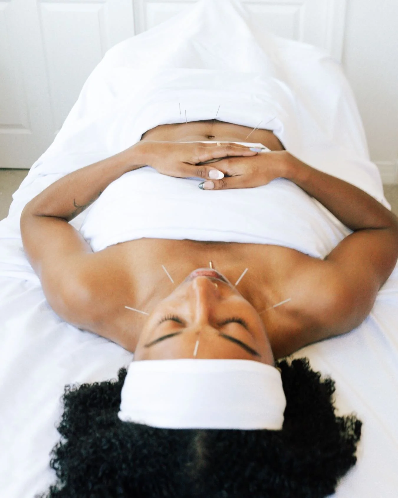 Your body cannot heal when it is constantly in stress mode.  It needs space to slow down, regulate, and reset.
Acupuncture works with your nervous system, circulation, and inflammation so your body can do what it is designed to do.
#acupuncture #well