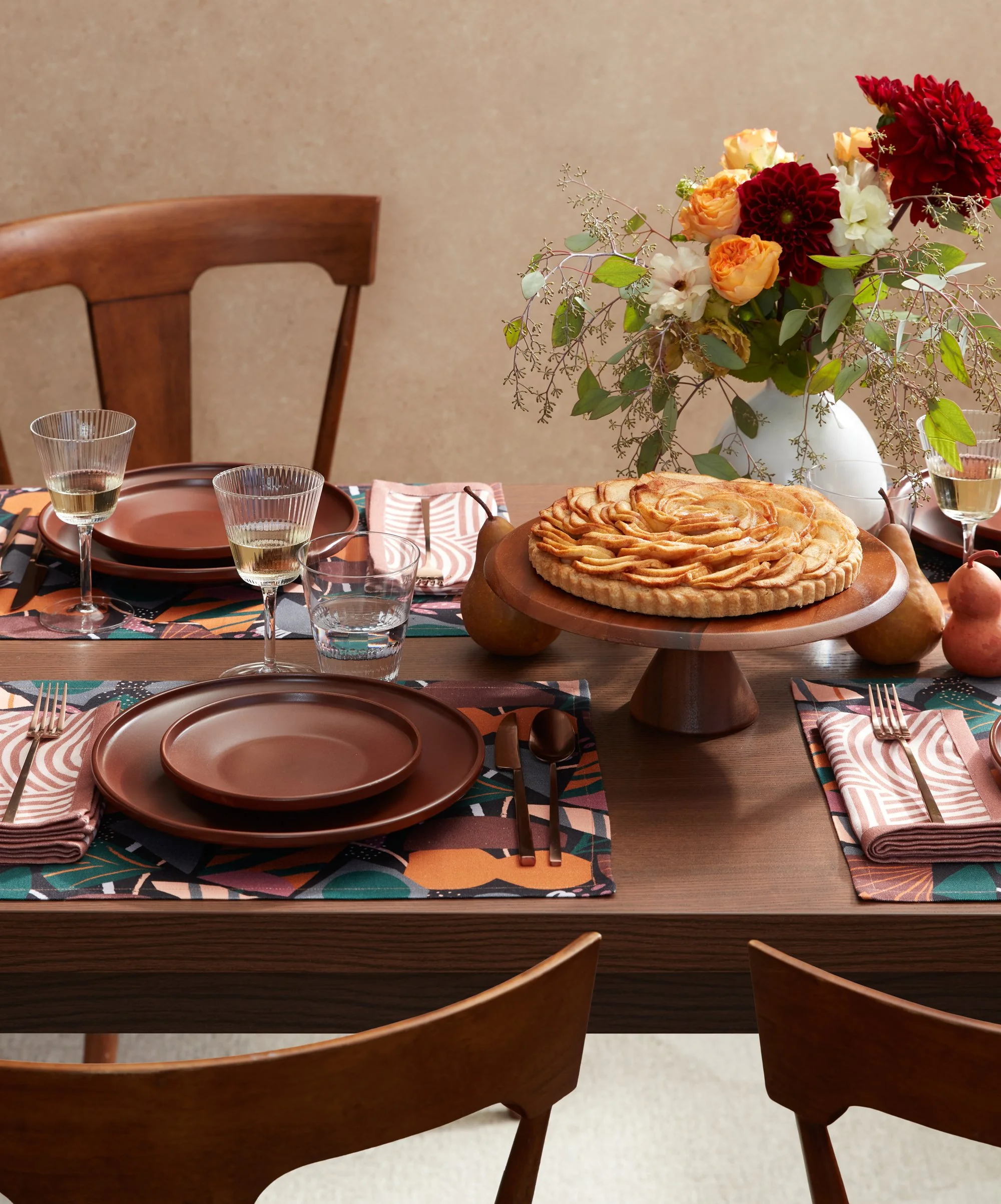 2023_Q3_Art _ Home_Table Linens Launch_Fall Tablescape_Hero_V_0247_HERO_CHAIR_1_V1.jpg