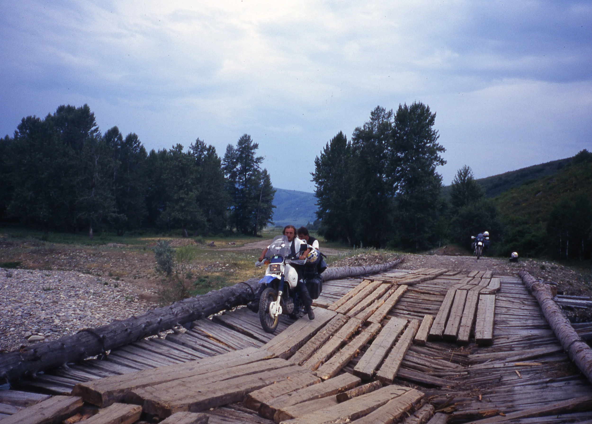 KazakstanAltaiMts_bridge.jpg