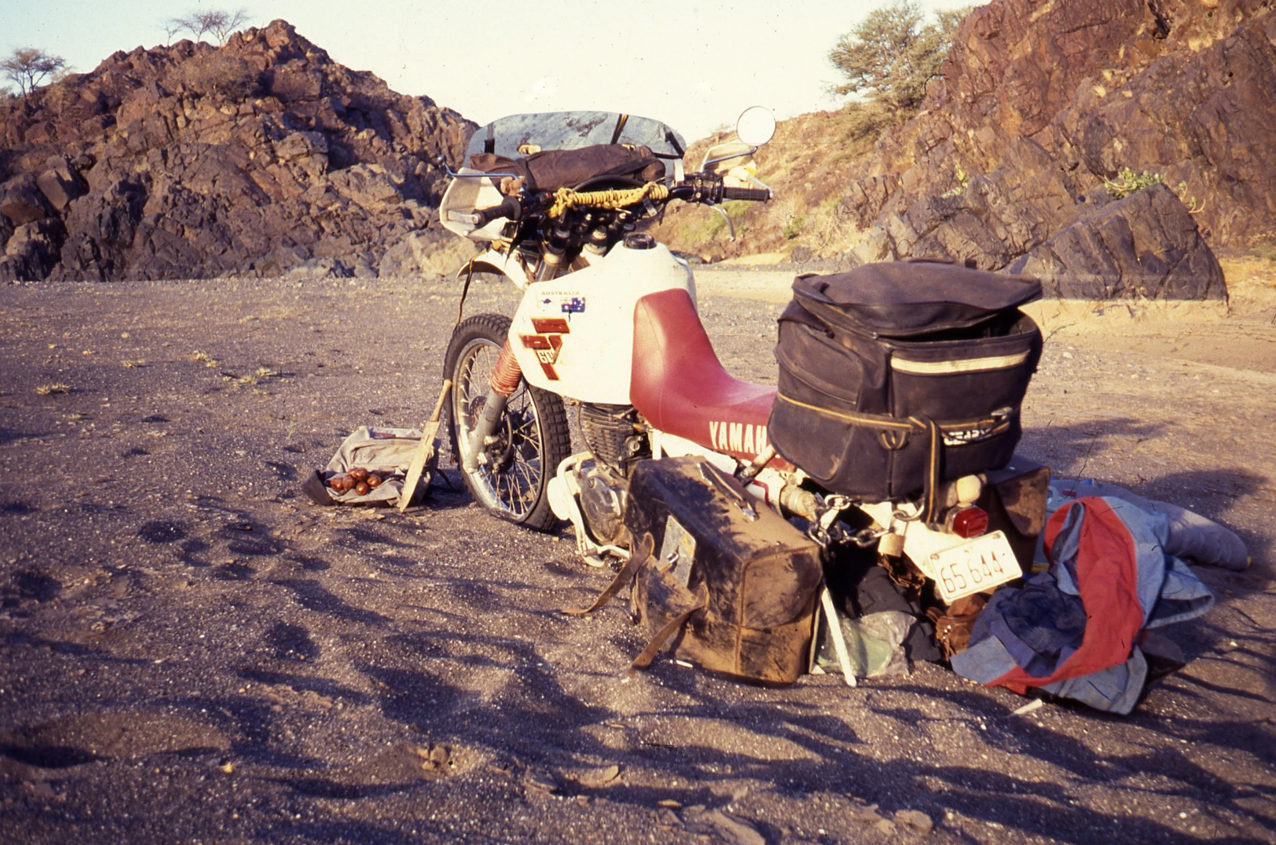 Africa_Kenya_TurkanaDesert.jpg