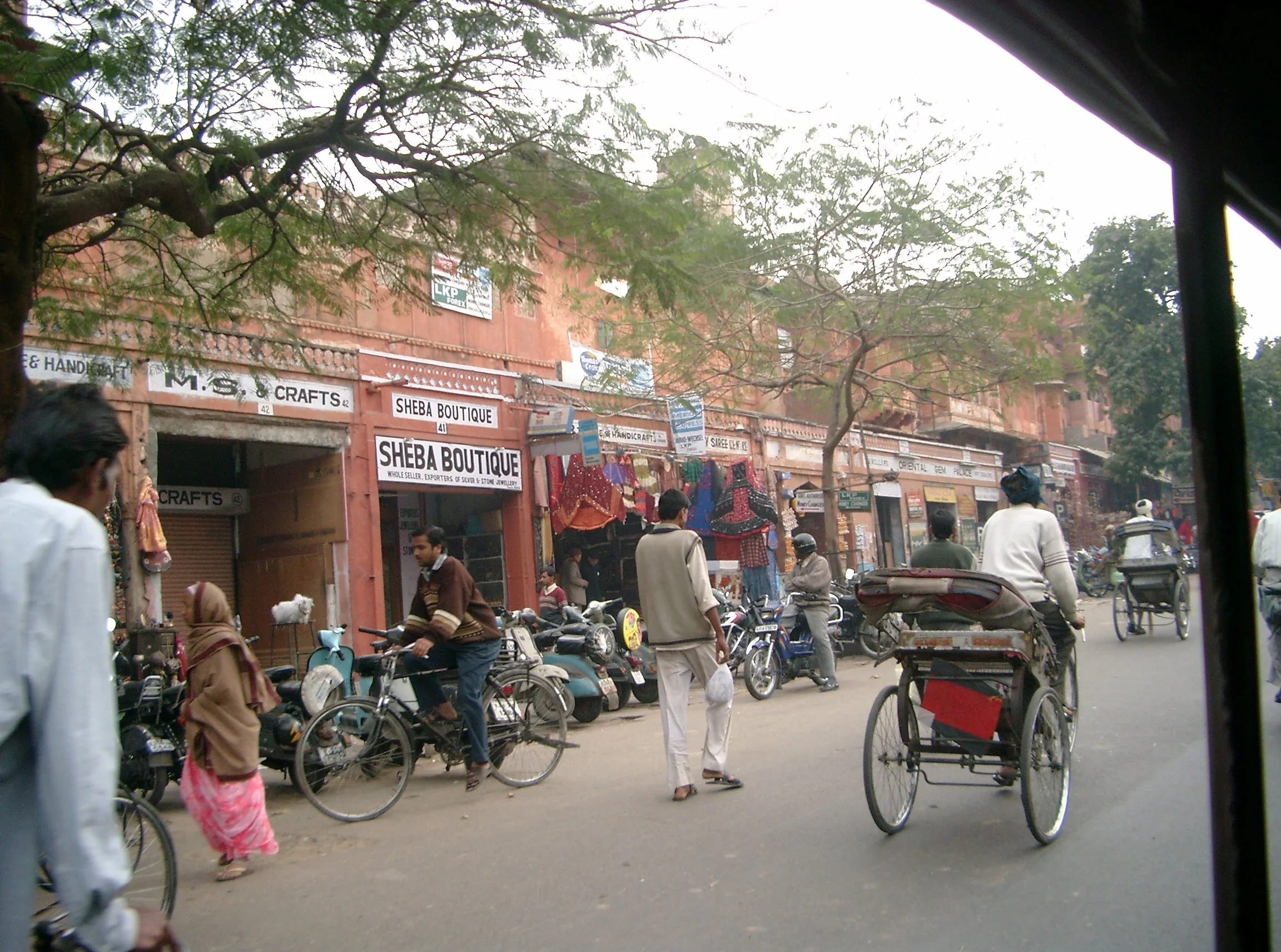 India - Roads4636 Pt 2 - 4,40 (2).JPG