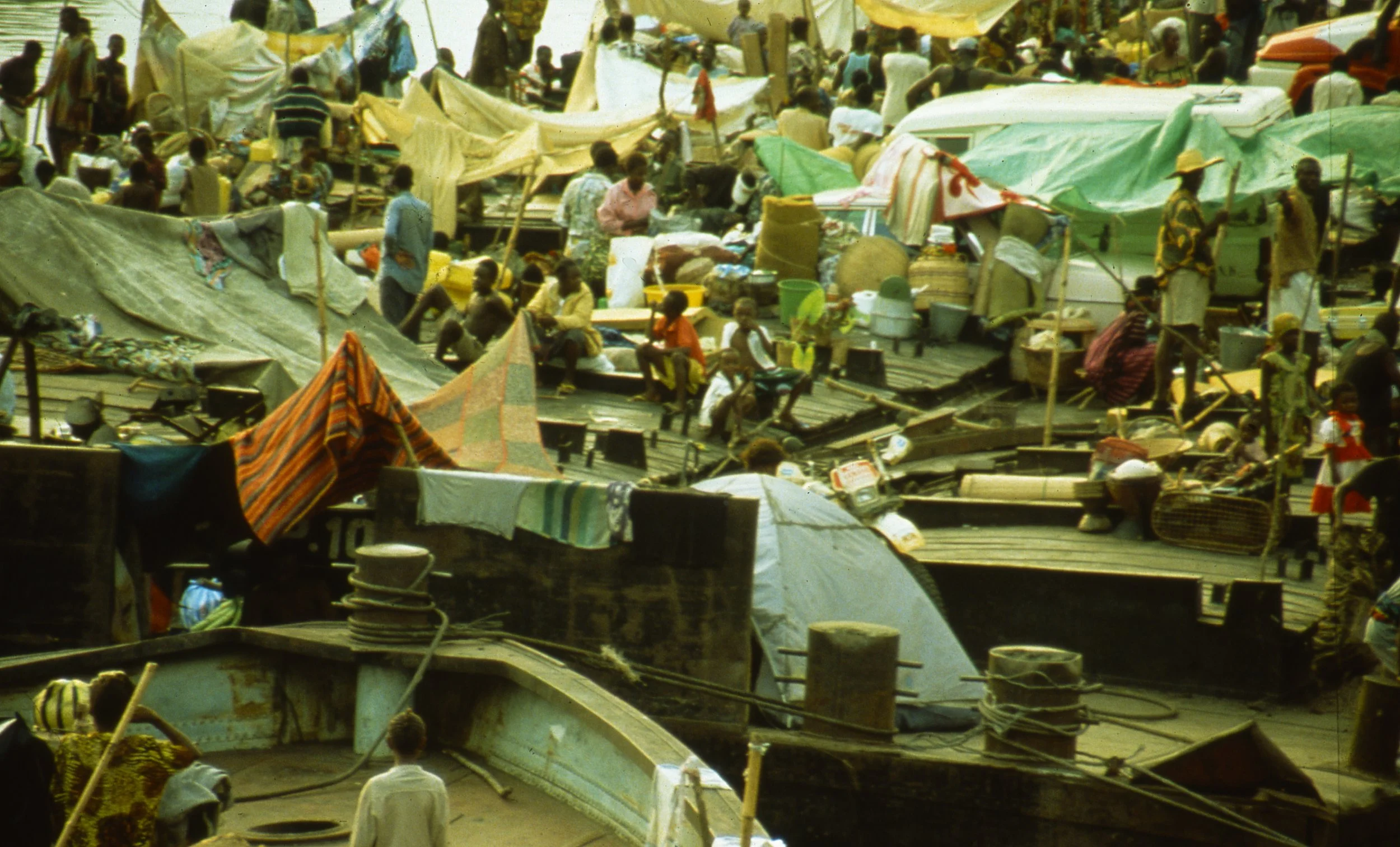 Africa_DRCZaireRiver2.jpg