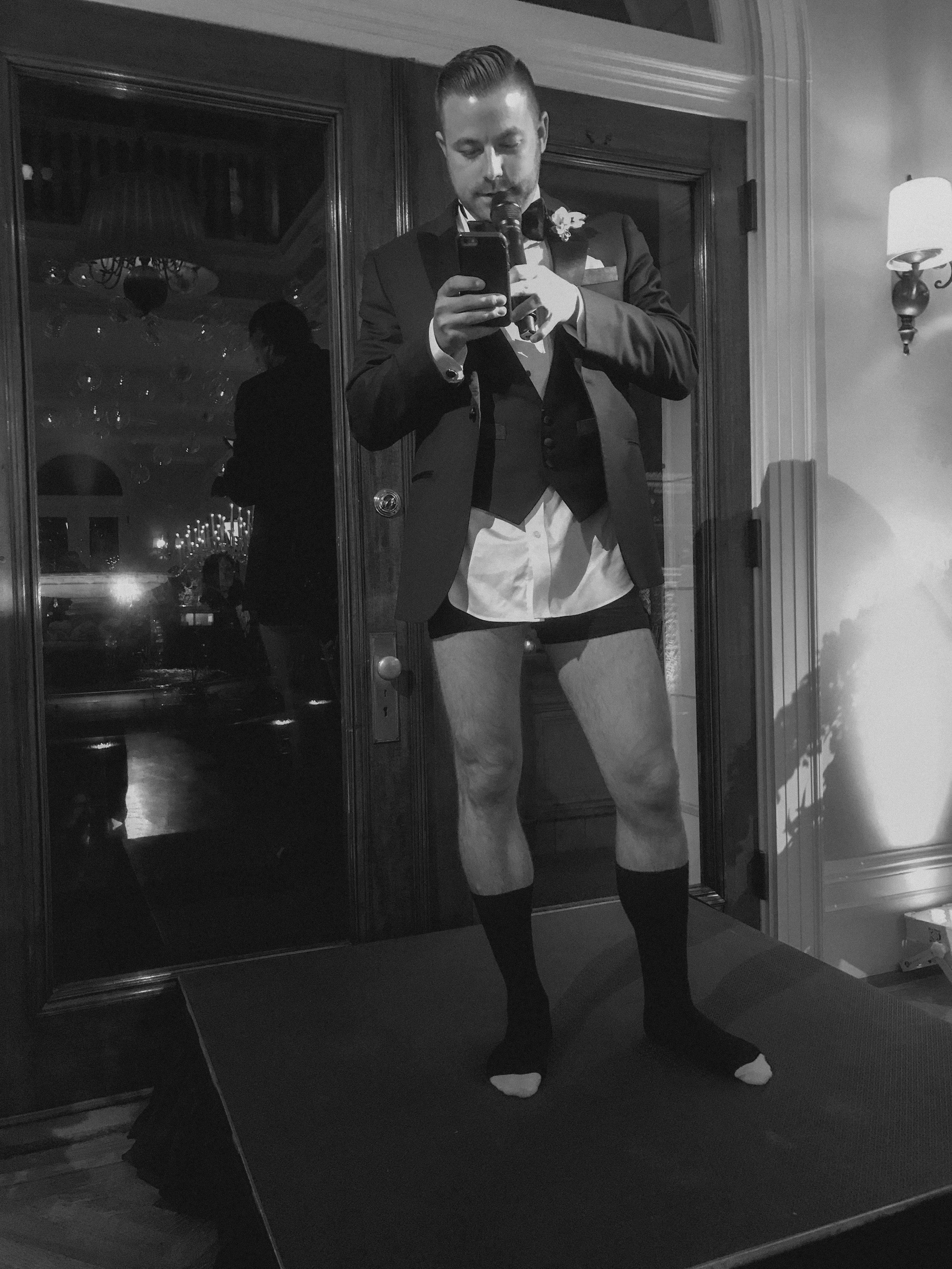 Man delivers speech in his underwear at a wedding