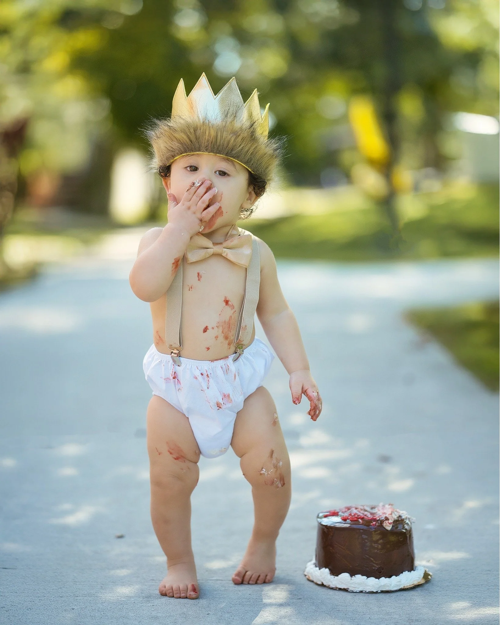 ✨ Cake Smash Sessions ✨
Celebrate your little one&rsquo;s big milestone with a fun, colorful, and unforgettable outdoor cake smash! 🎂💛
Natural light, fresh air, and plenty of space make the perfect backdrop for capturing joyful, messy, and adorable