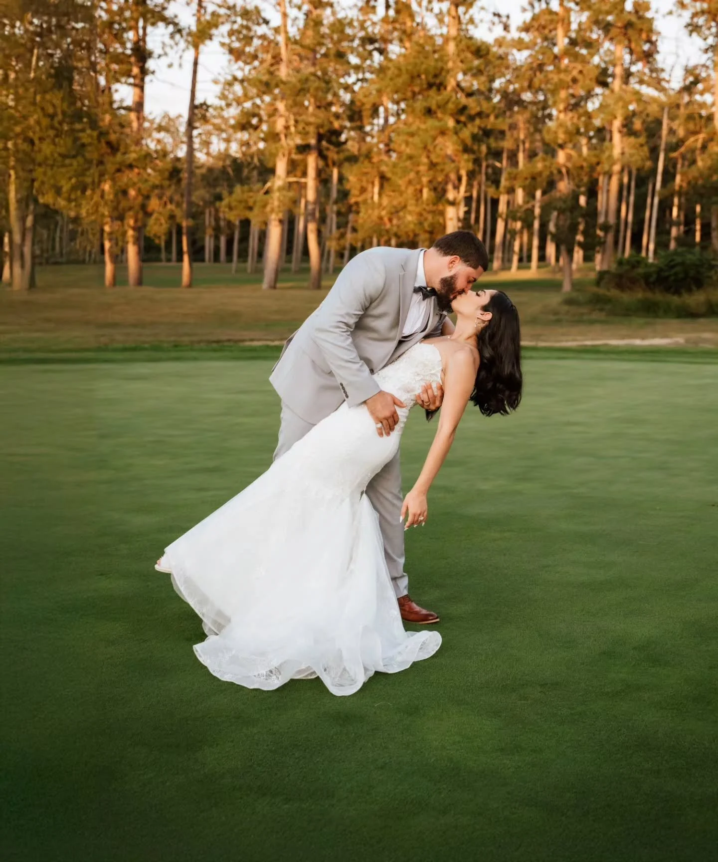 Love deserves to be remembered
El amor merece ser recordado 

&mdash; not just in big milestones, but in the quiet moments, the laughter, the way you look at each other when no one else is watching ✨
A couples session is your chance to slow down, hol
